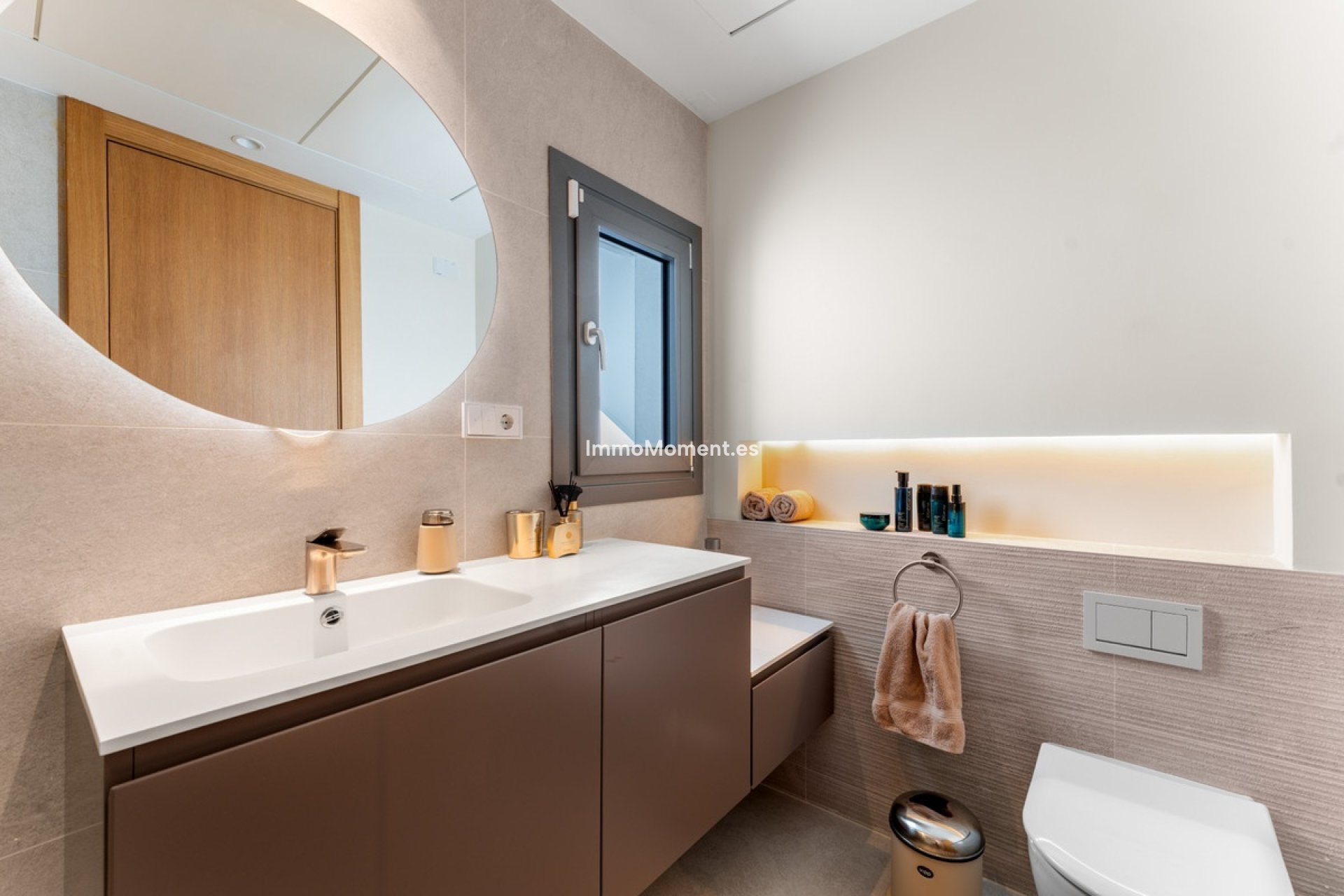 Reventa - Apartamento - Benahavís - Benahavís Centro