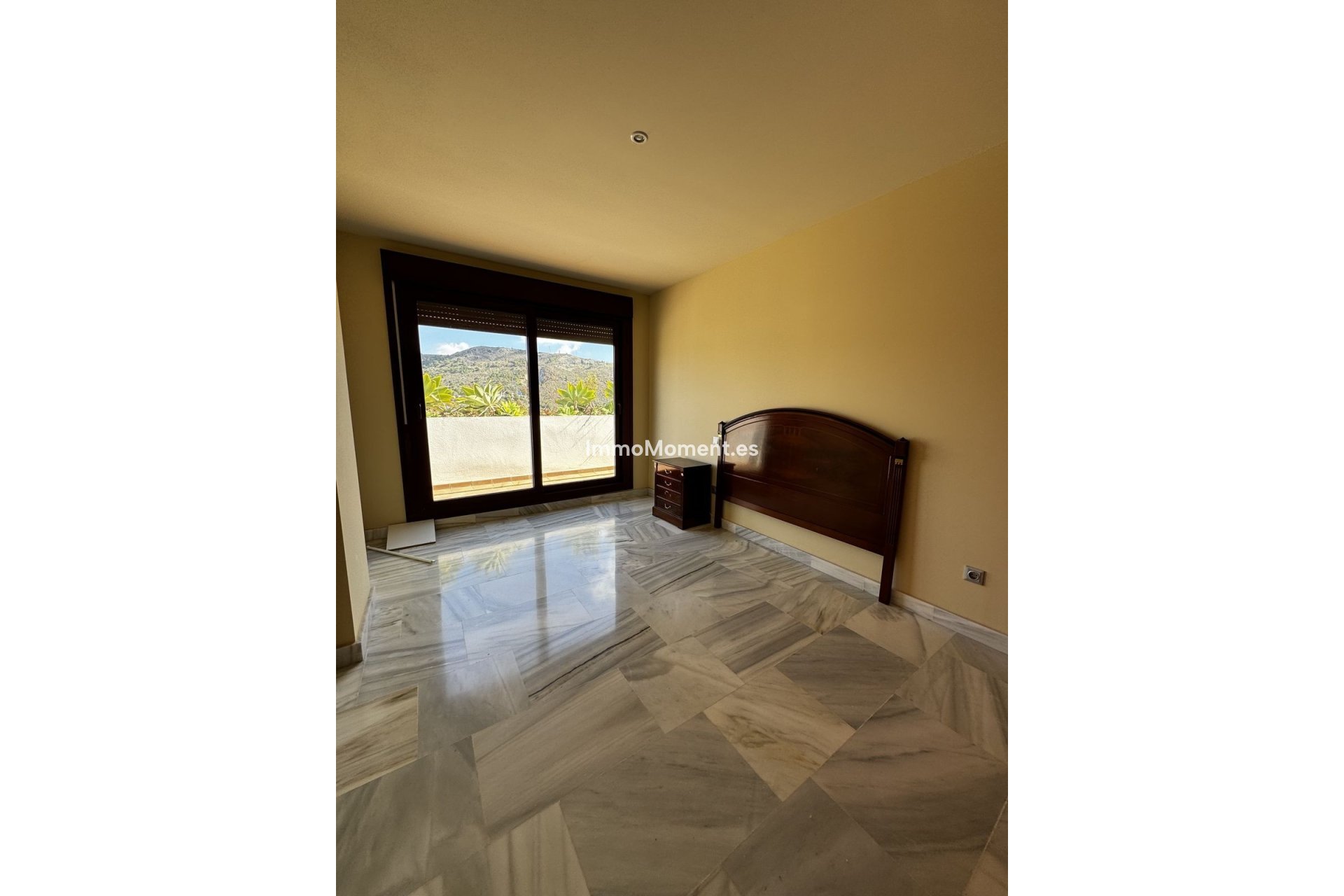 Reventa - Apartamento - Benahavís - Benahavís Centro