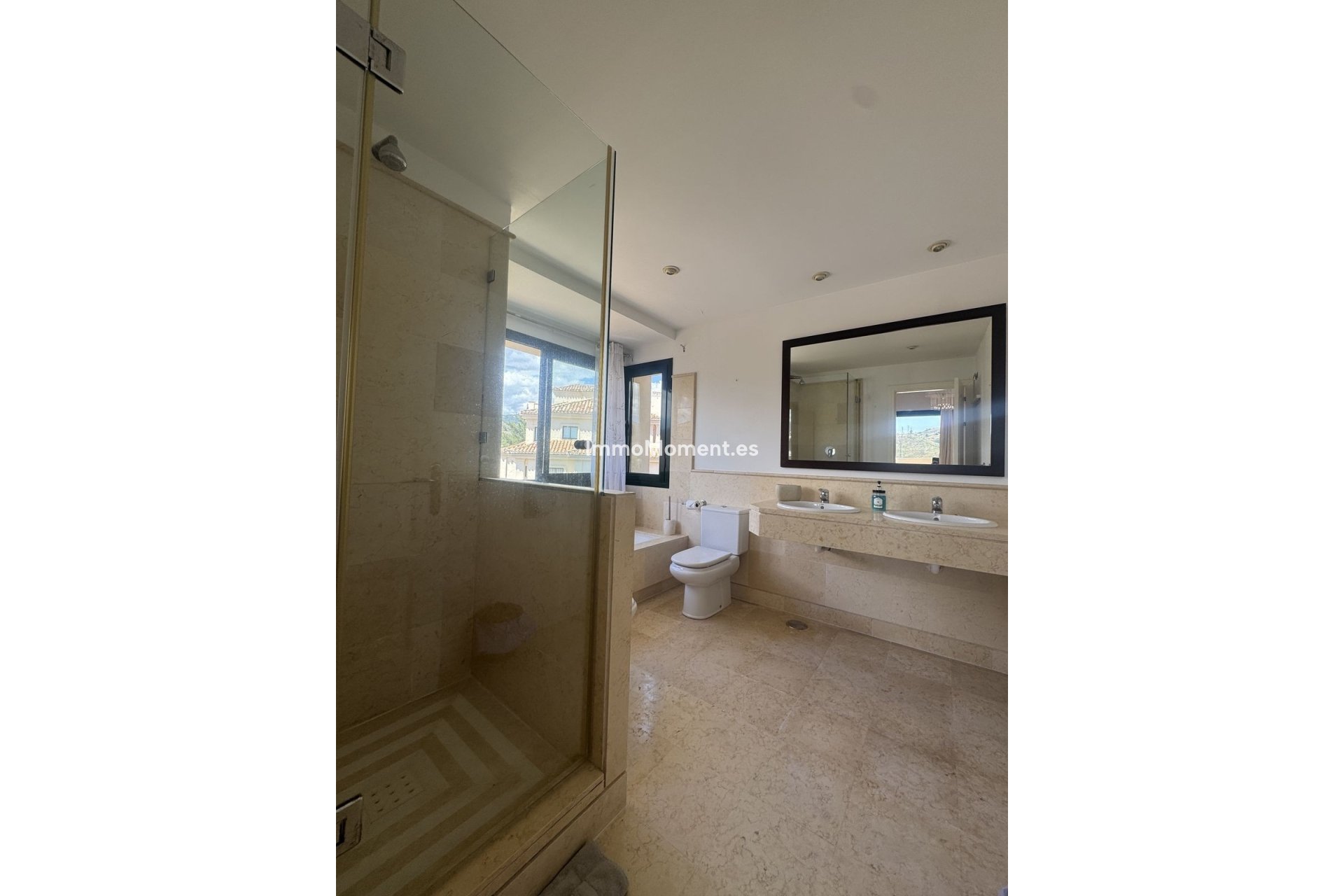 Reventa - Apartamento - Benahavís - Benahavís Centro