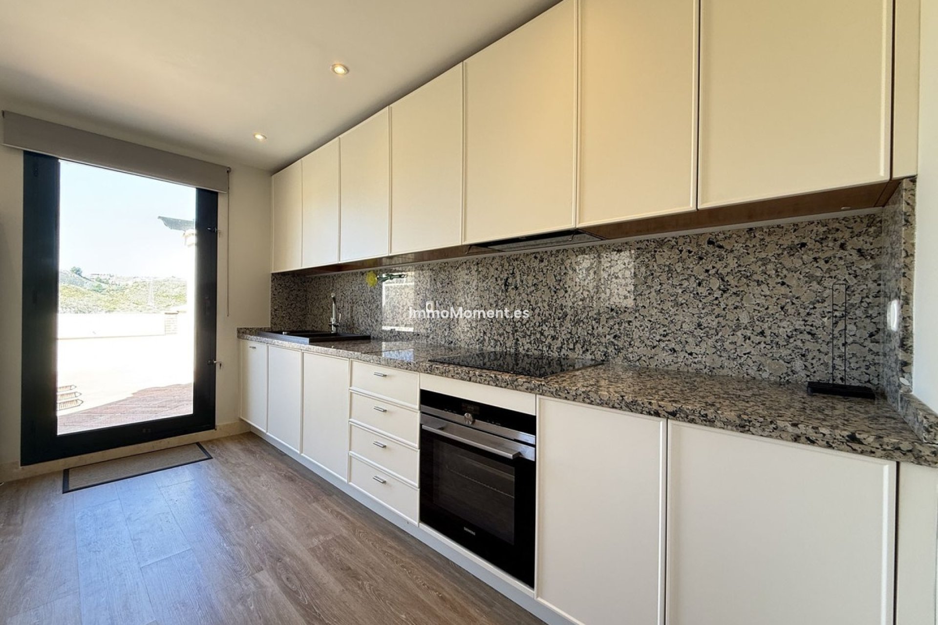 Reventa - Apartamento - Benahavís - Benahavís Centro