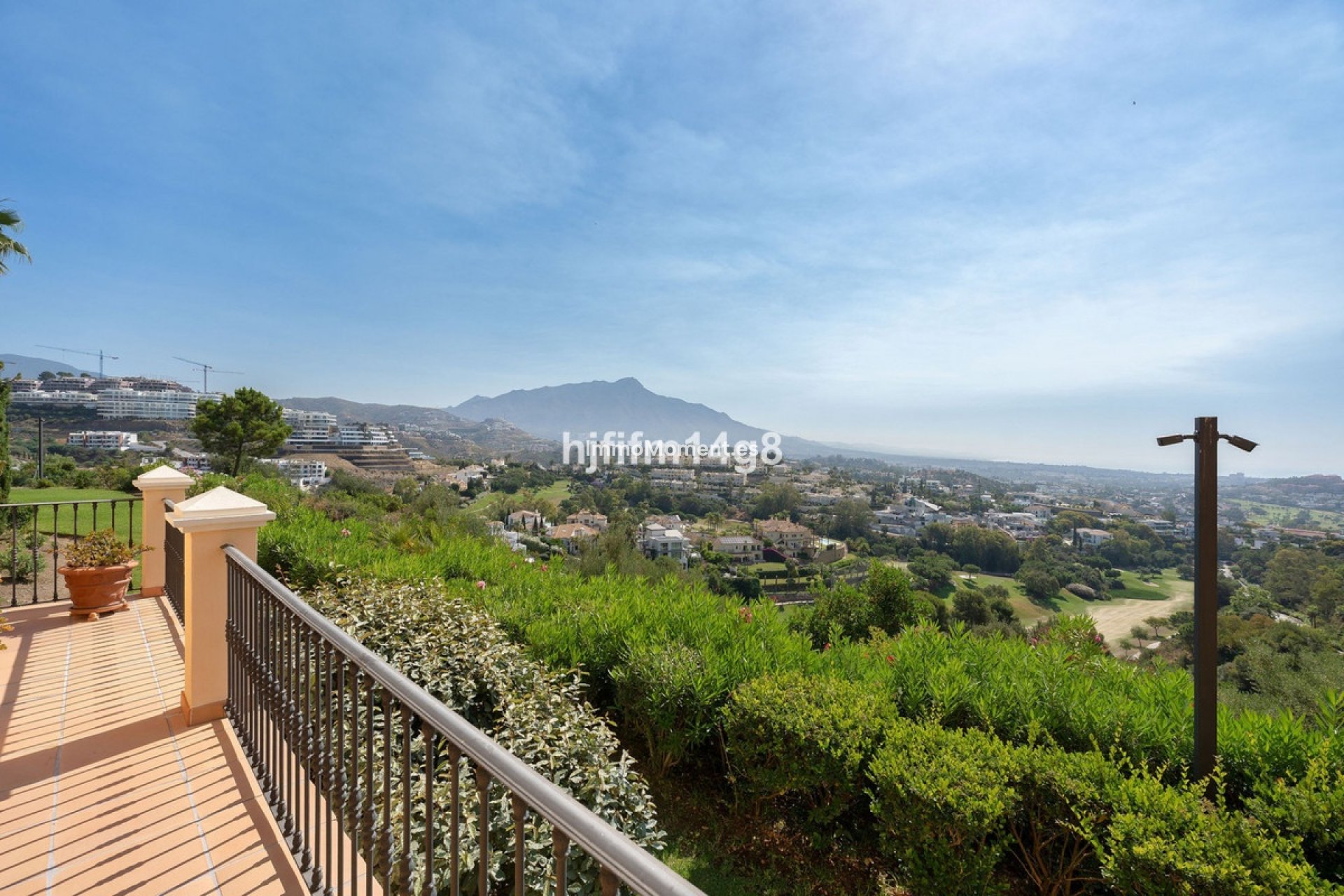 Reventa - Apartamento - Benahavís - Benahavís Centro