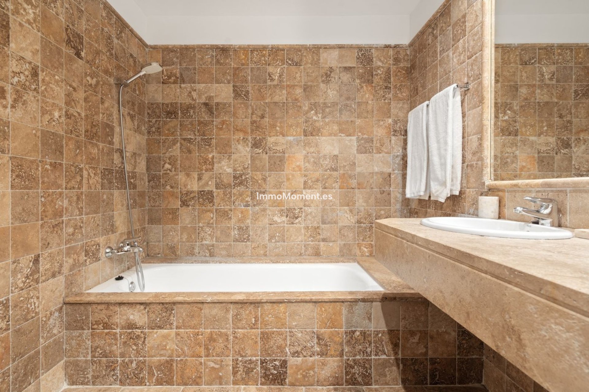 Reventa - Apartamento - Benahavís - Benahavís Centro