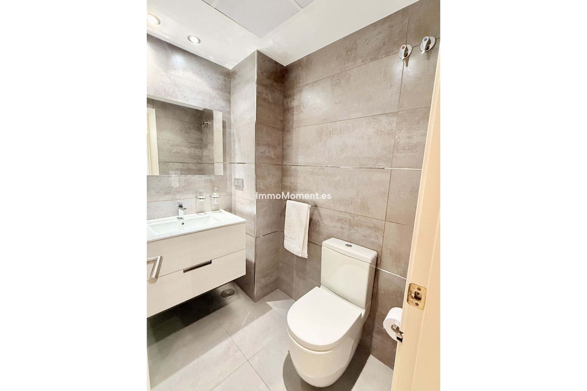 Reventa - Apartamento - Benahavís - Los Arqueros