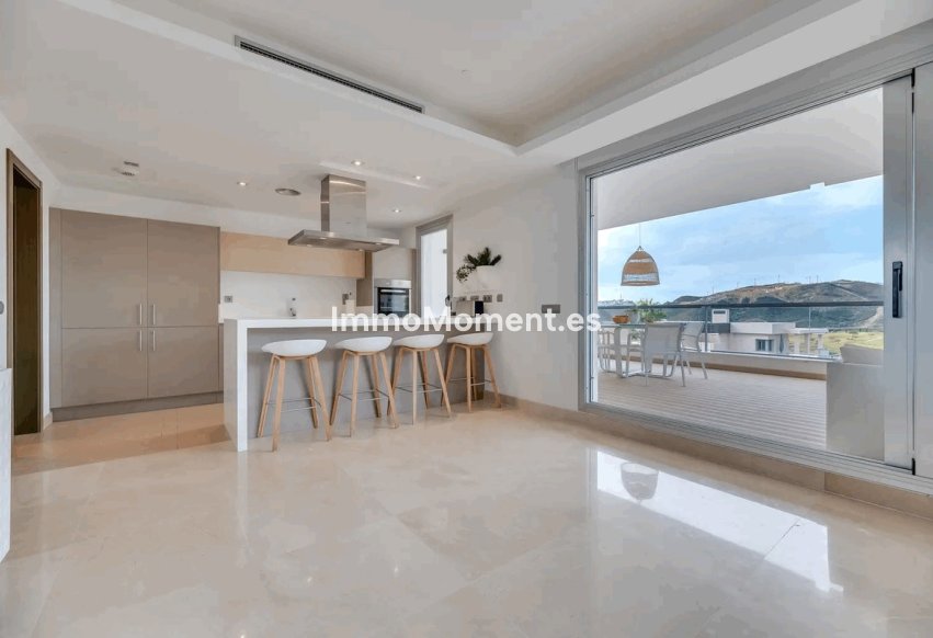 Reventa - Apartamento - Benahavís - Los Arqueros