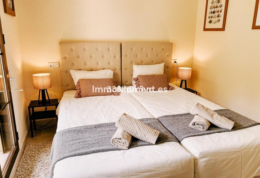 Reventa - Apartamento - Benahavís - Los Arqueros