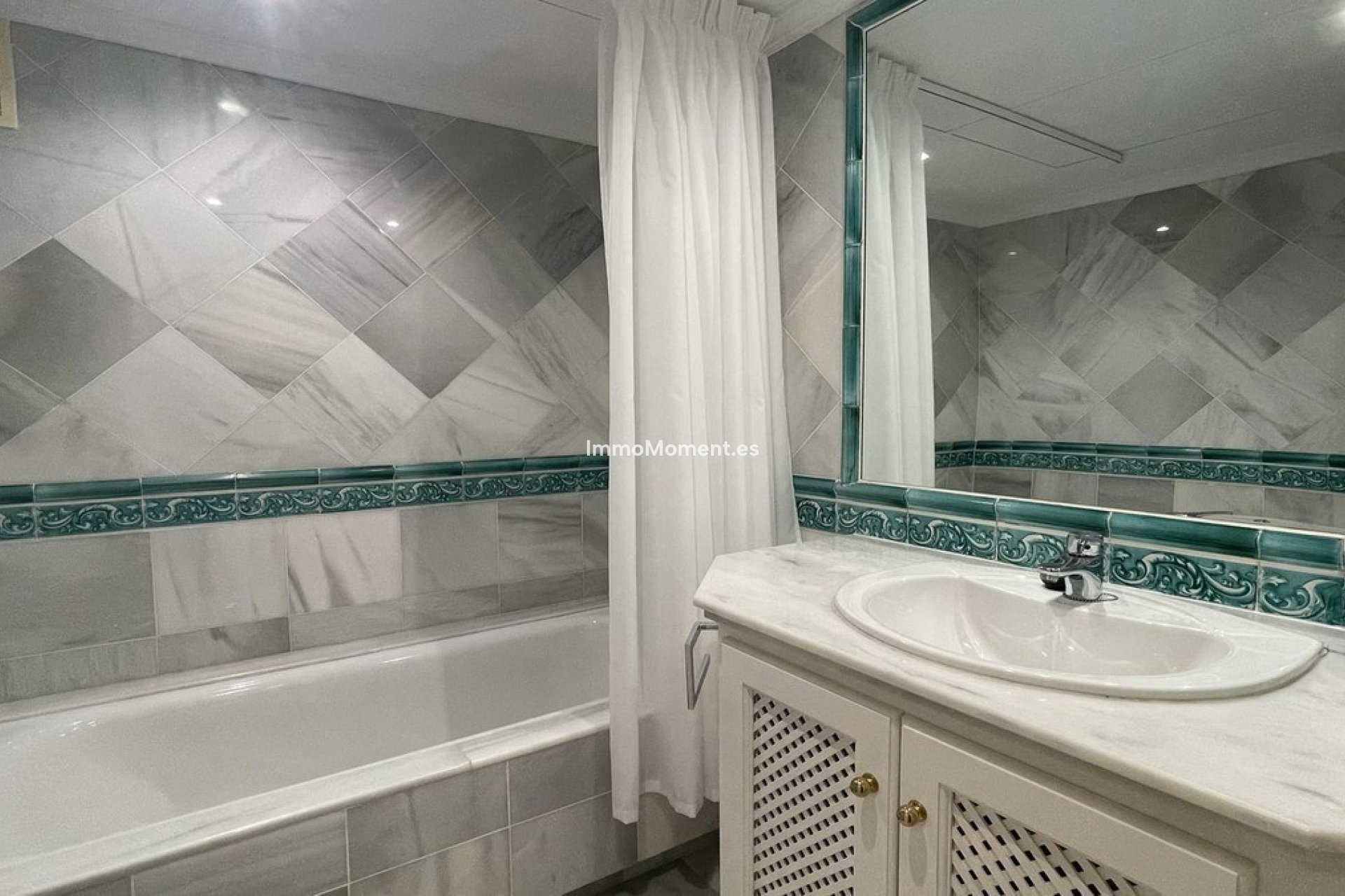 Reventa - Apartamento - Benahavís - Monte Halcones