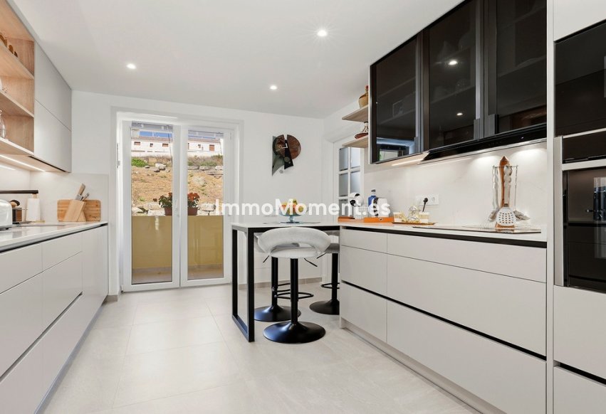 Reventa - Apartamento - Casares - Casares Centro