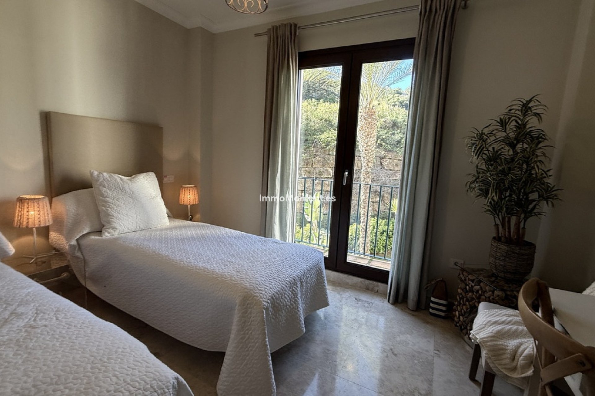 Reventa - Apartamento - Casares - Casares Centro