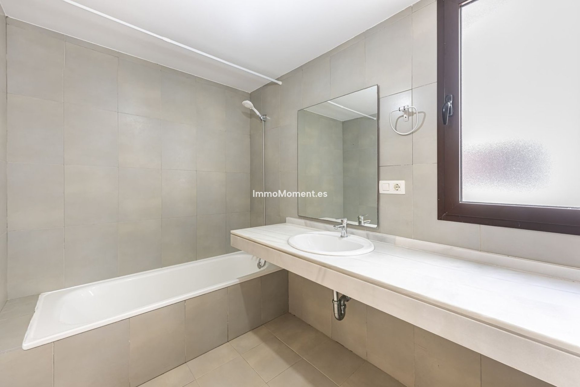 Reventa - Apartamento - Casares - Casares Centro