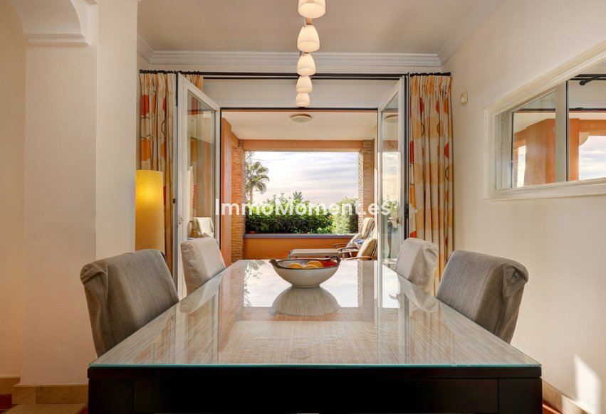 Reventa - Apartamento - Casares - Casares Centro