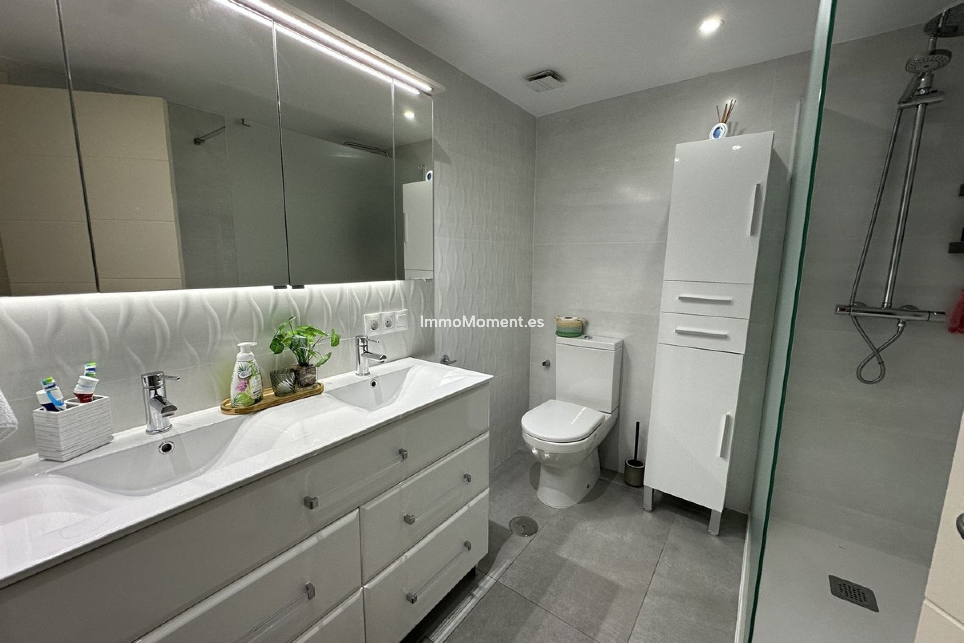 Reventa - Apartamento - Casares - Casares Centro