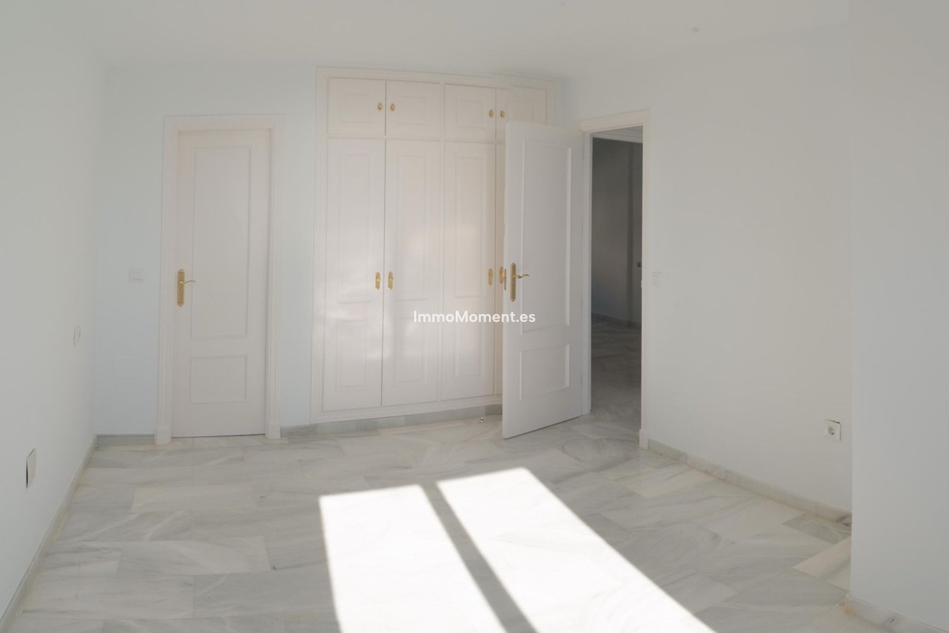 Reventa - Apartamento - Casares - Casares Centro