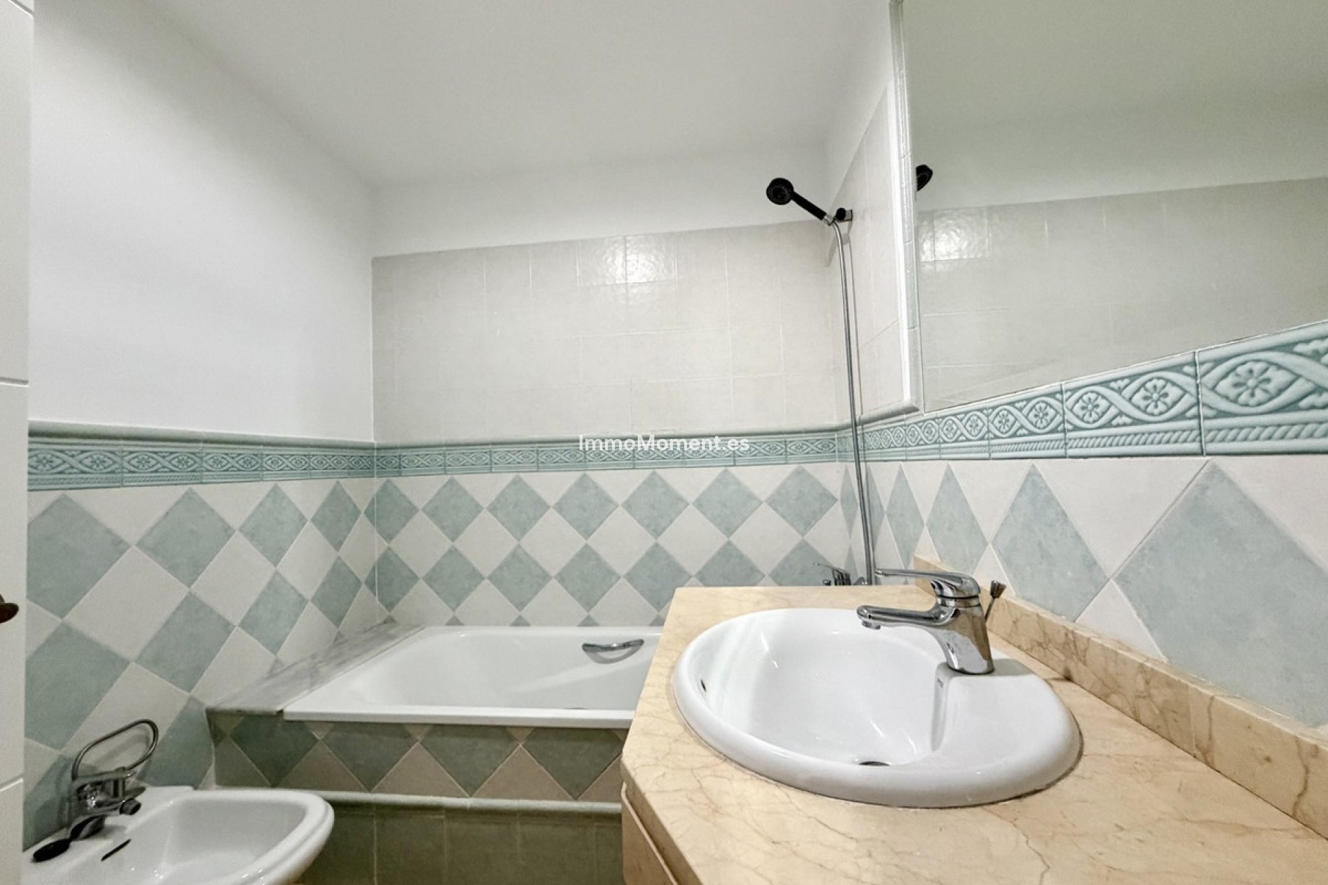 Reventa - Apartamento - Casares - Casares Centro