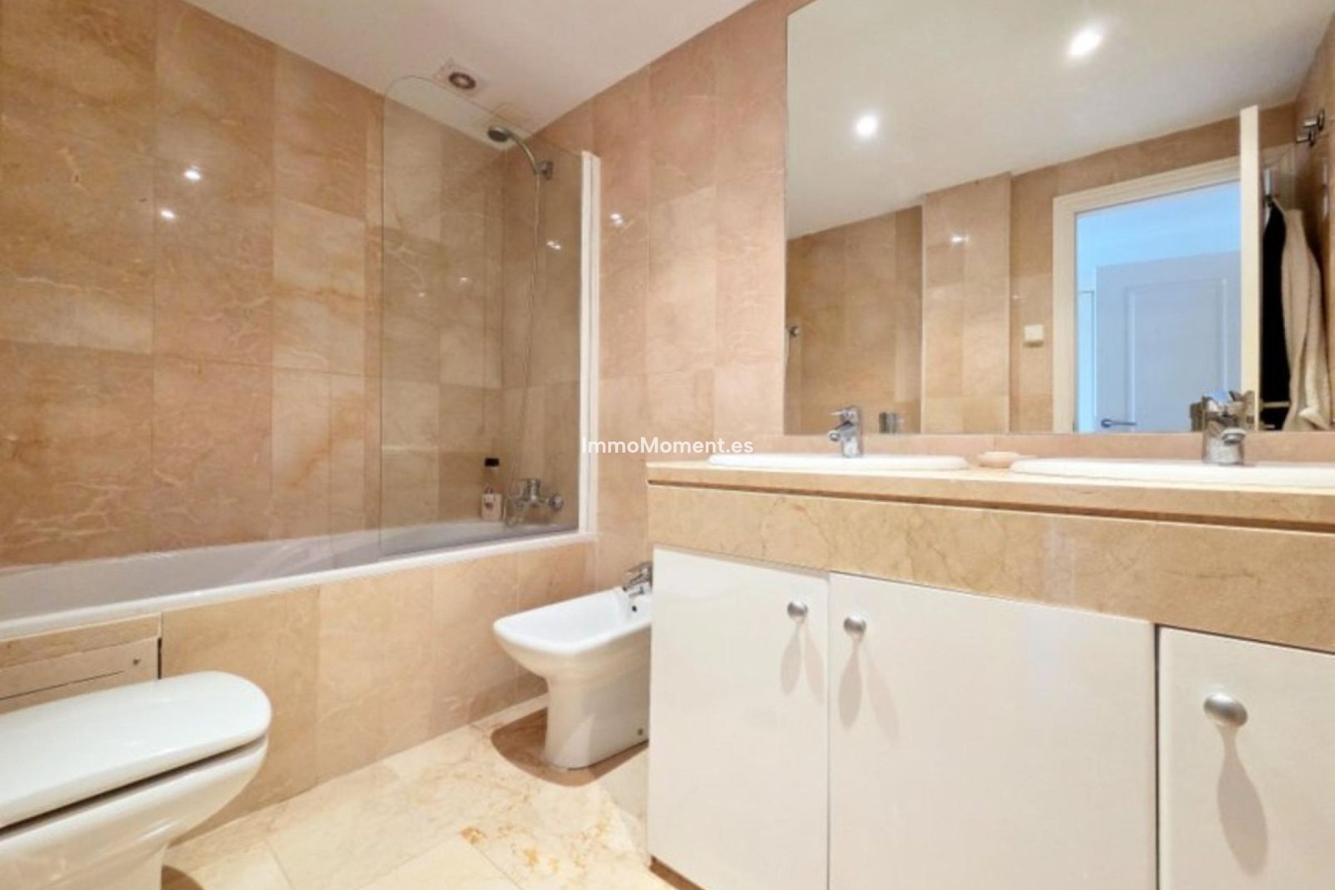 Reventa - Apartamento - Casares - Casares Centro