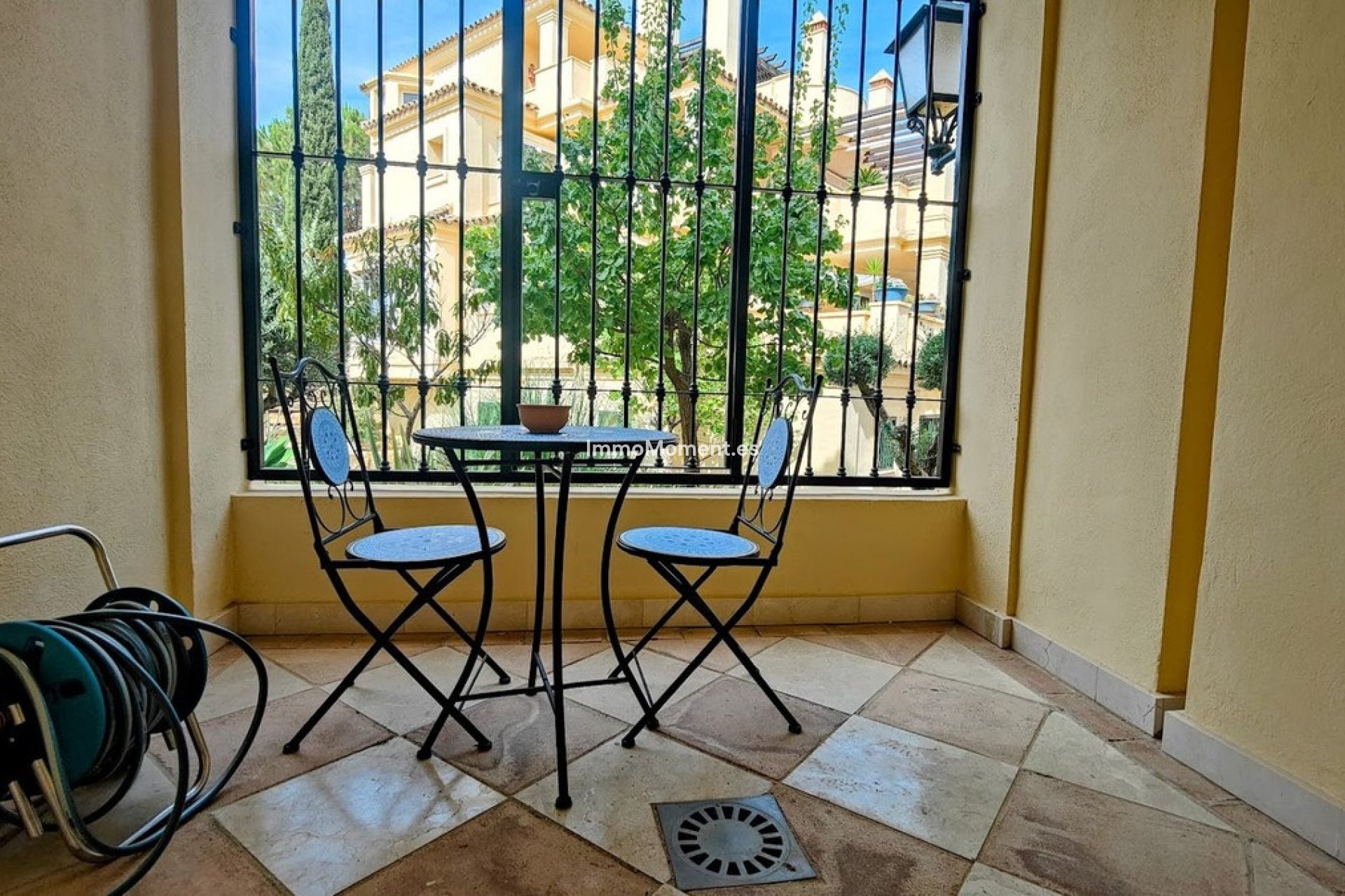 Reventa - Apartamento - Casares - Casares Centro