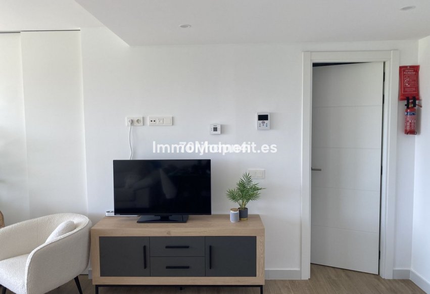 Reventa - Apartamento - Casares - Casares Centro