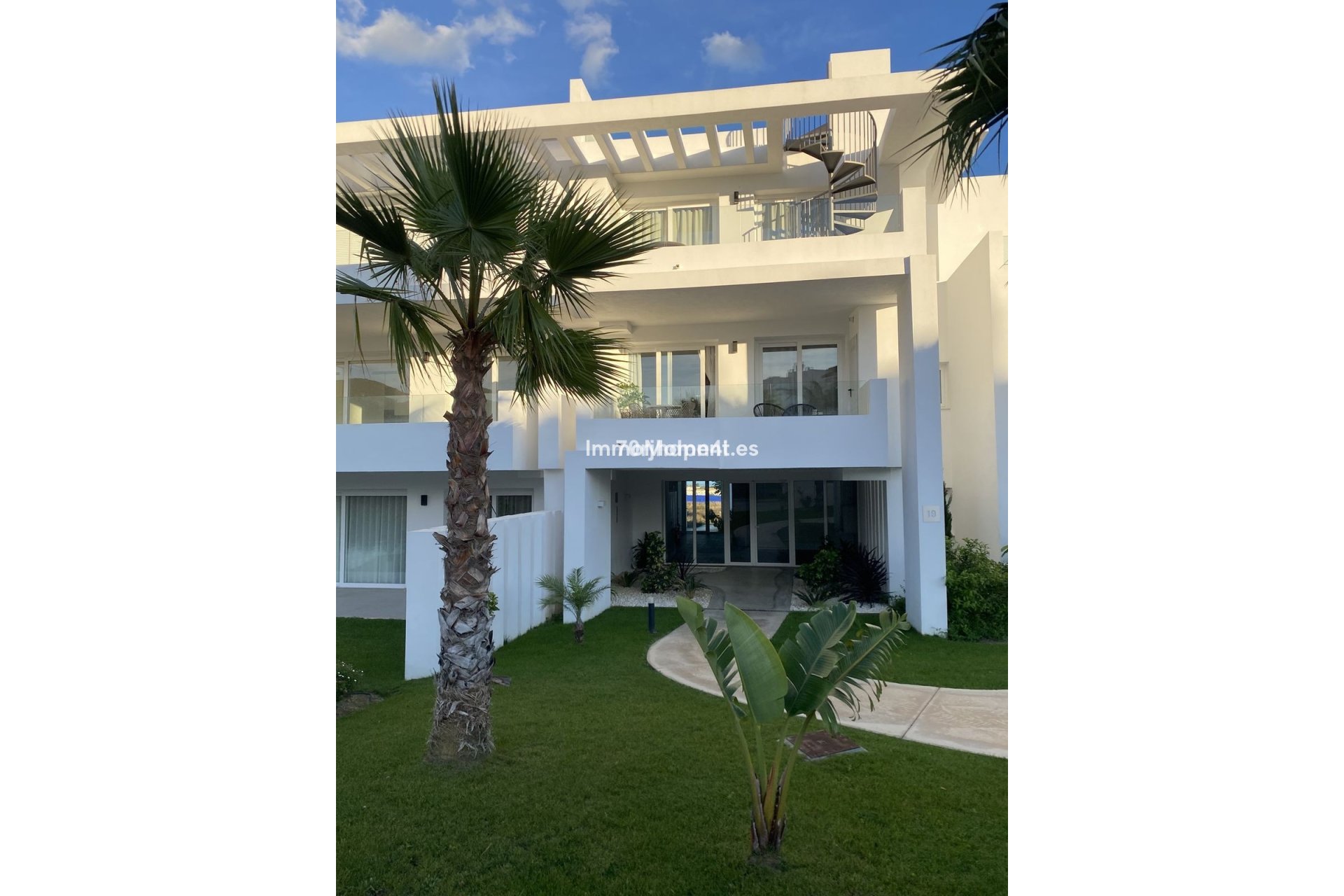 Reventa - Apartamento - Casares - Casares Centro