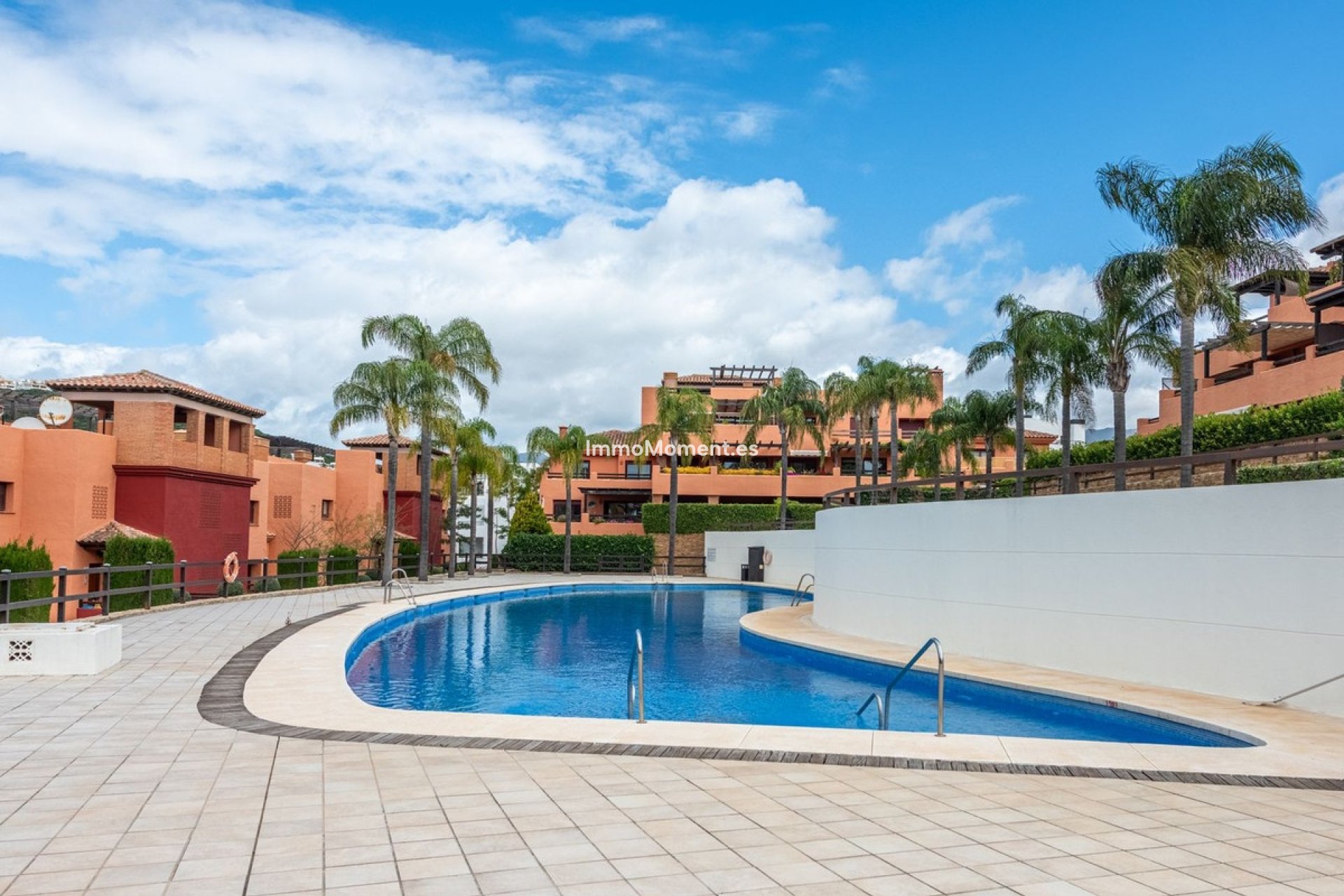 Reventa - Apartamento - Casares - Casares Centro
