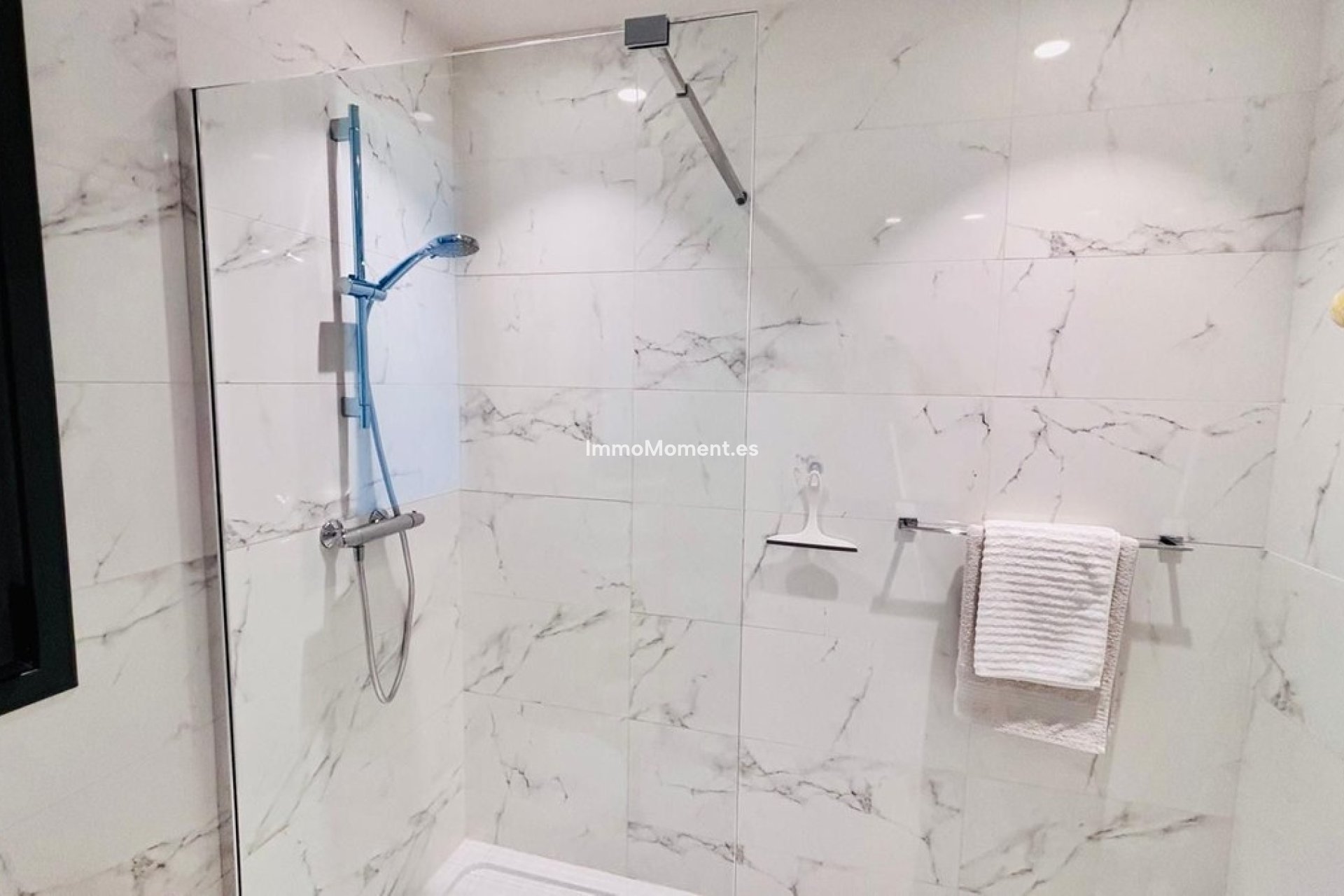 Reventa - Apartamento - Casares - Casares Centro