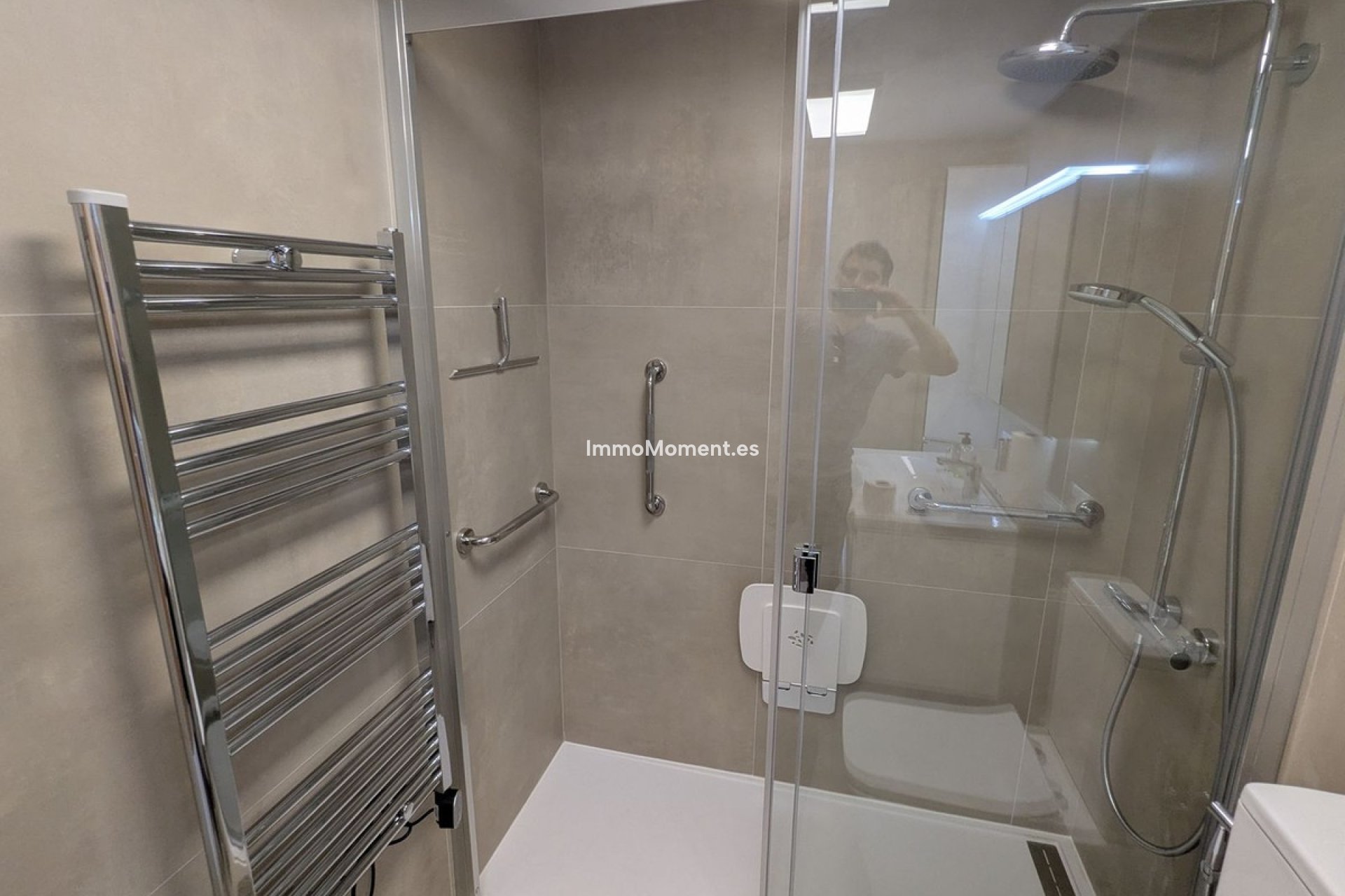 Reventa - Apartamento - Casares - Casares Centro