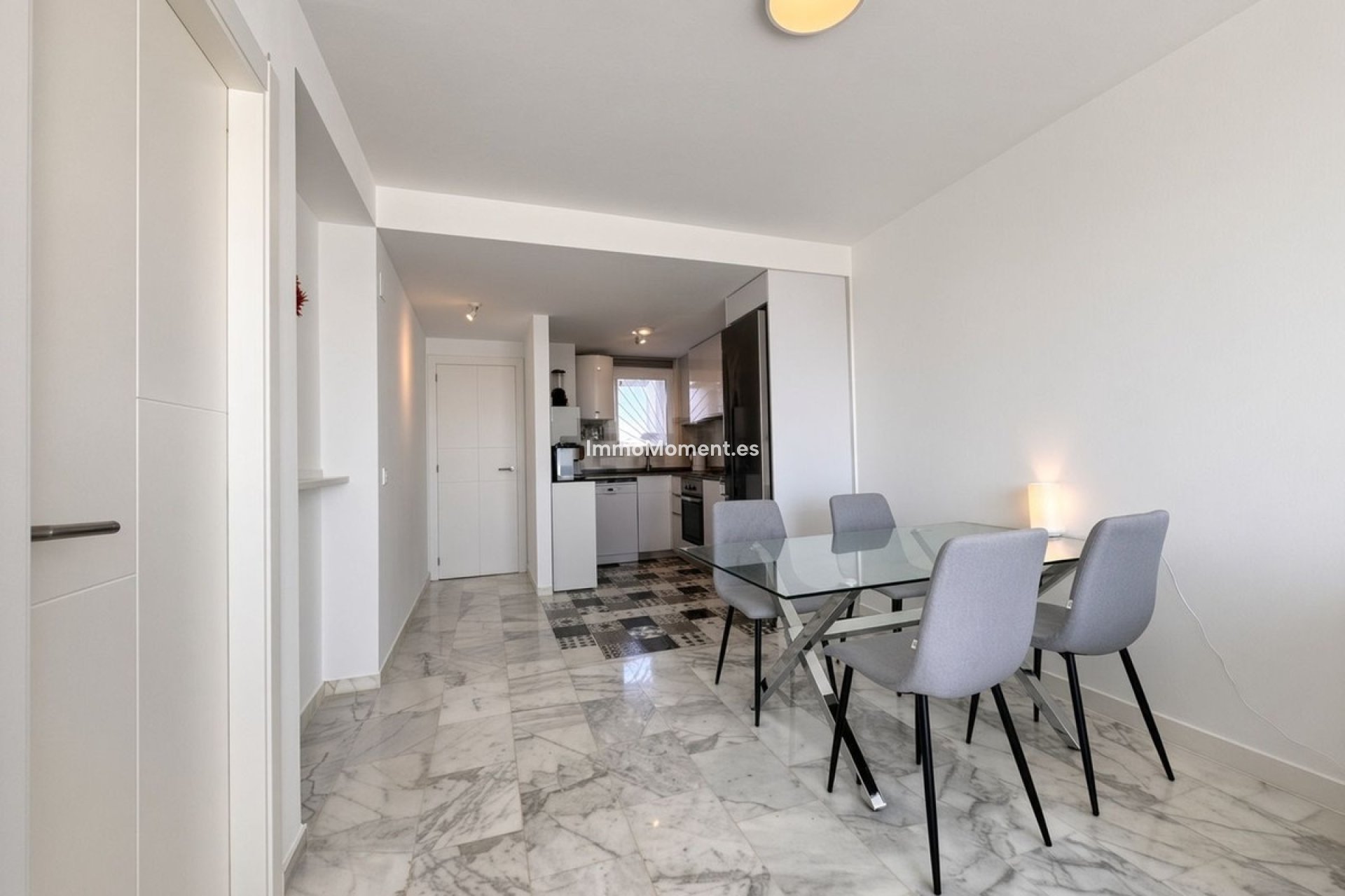 Reventa - Apartamento - Casares - Doña Julia