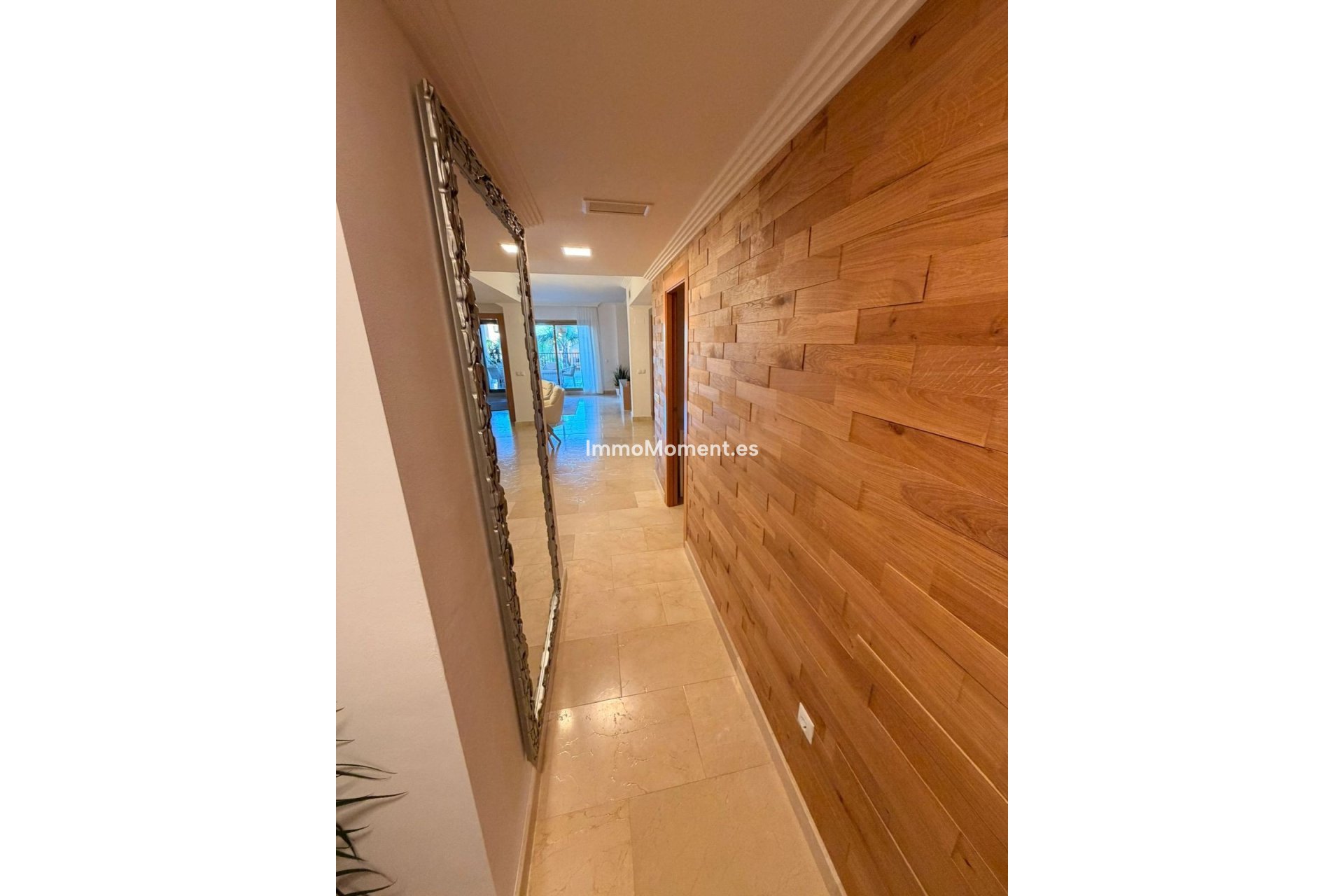 Reventa - Apartamento - El Paraiso - New Golden Mile