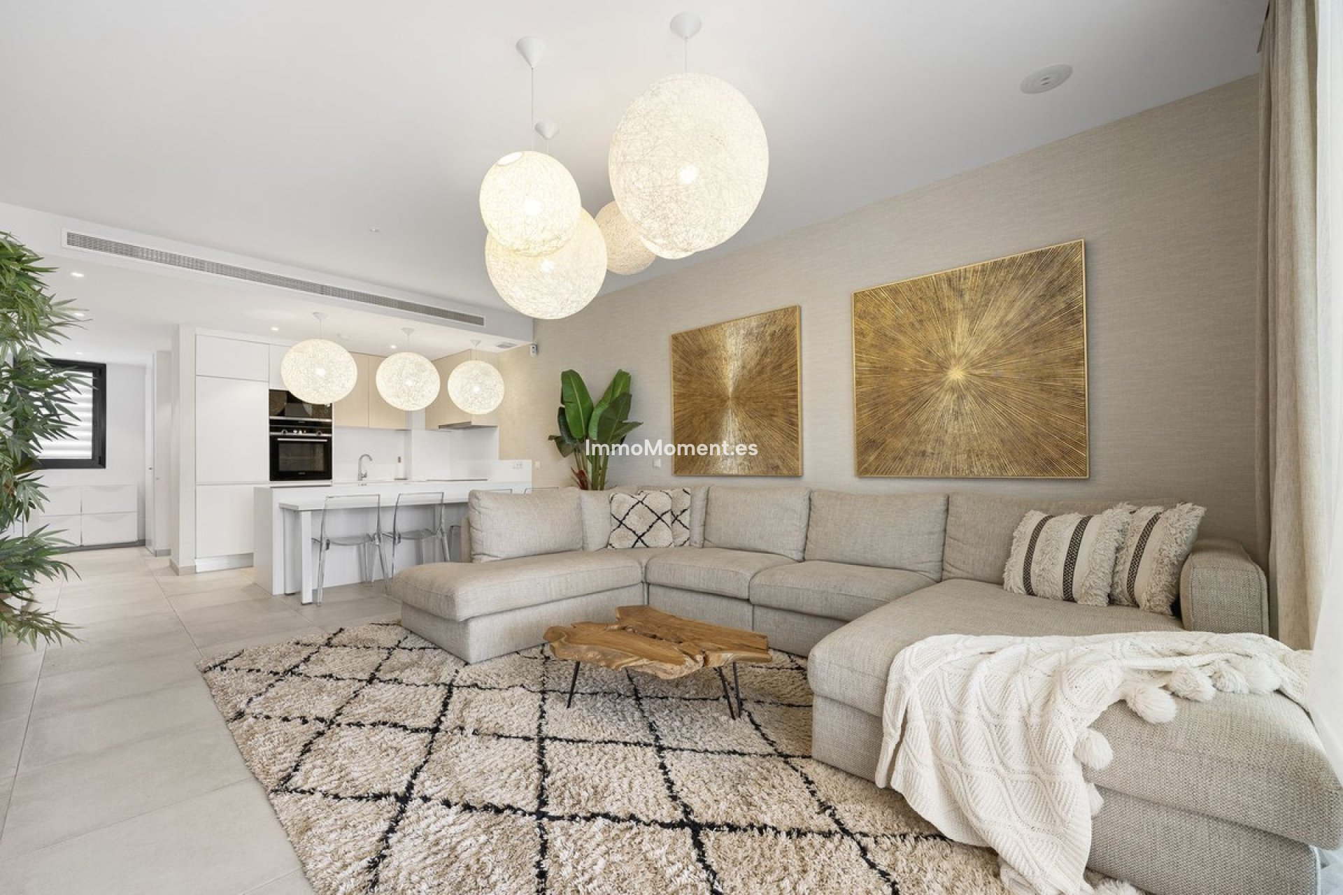 Reventa - Apartamento - El Paraiso - New Golden Mile