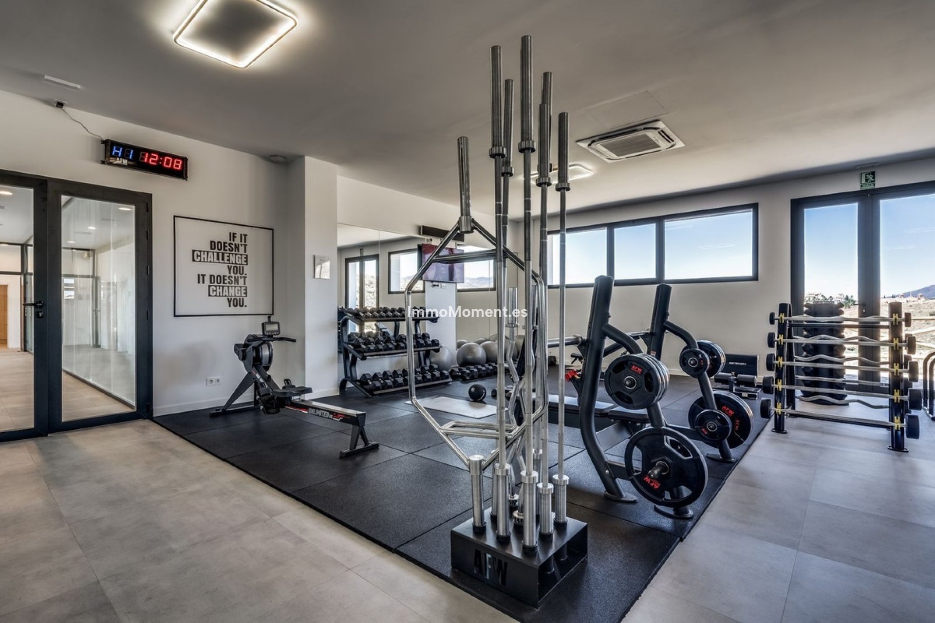Reventa - Apartamento - El Paraiso - New Golden Mile