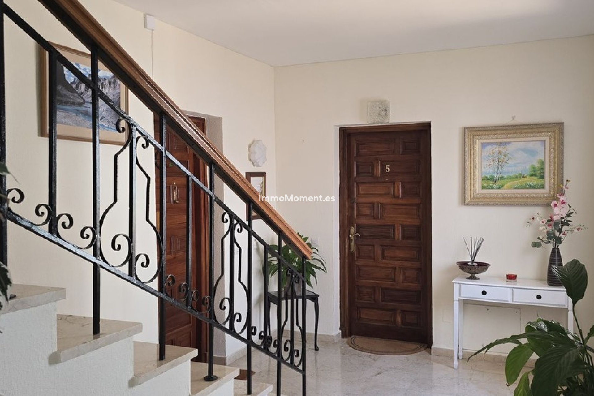 Reventa - Apartamento - El Paraiso - New Golden Mile