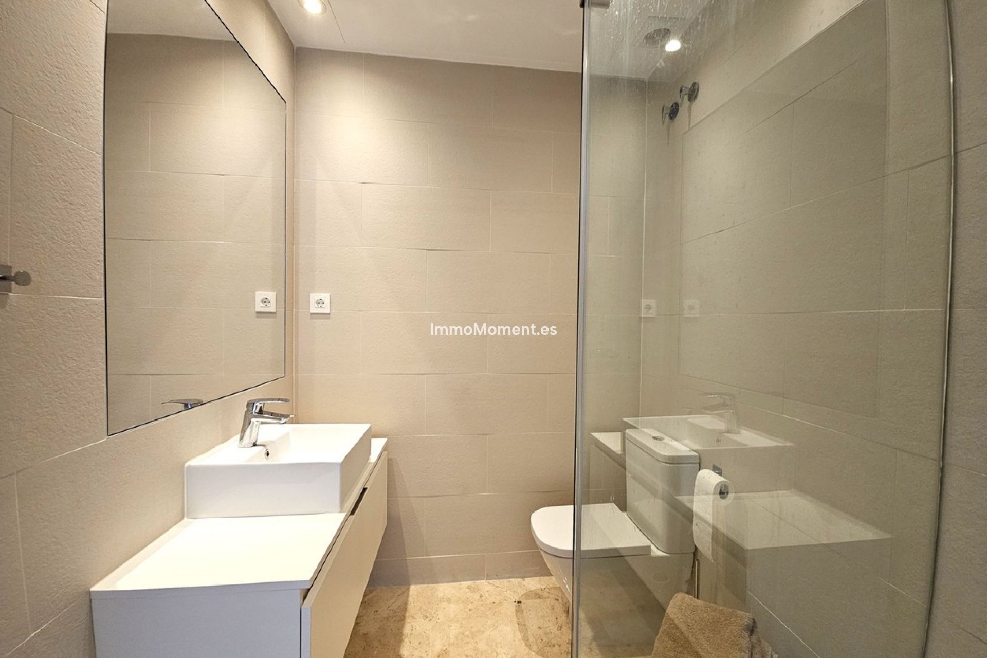 Reventa - Apartamento - El Paraiso - New Golden Mile