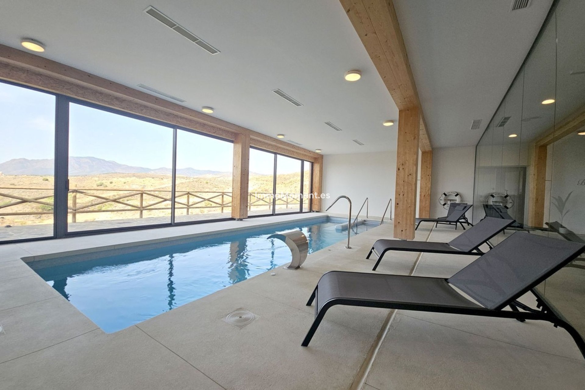 Reventa - Apartamento - El Paraiso - New Golden Mile