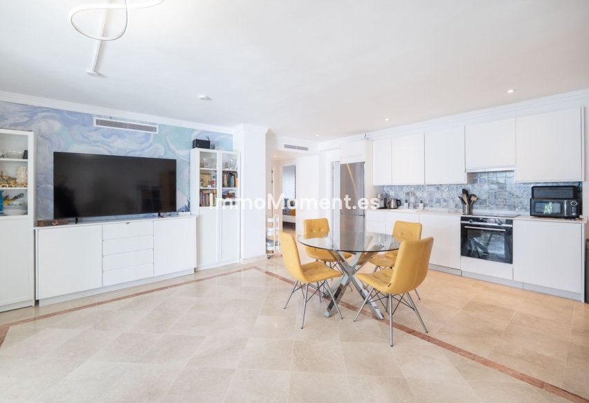 Reventa - Apartamento - El Paraiso - New Golden Mile