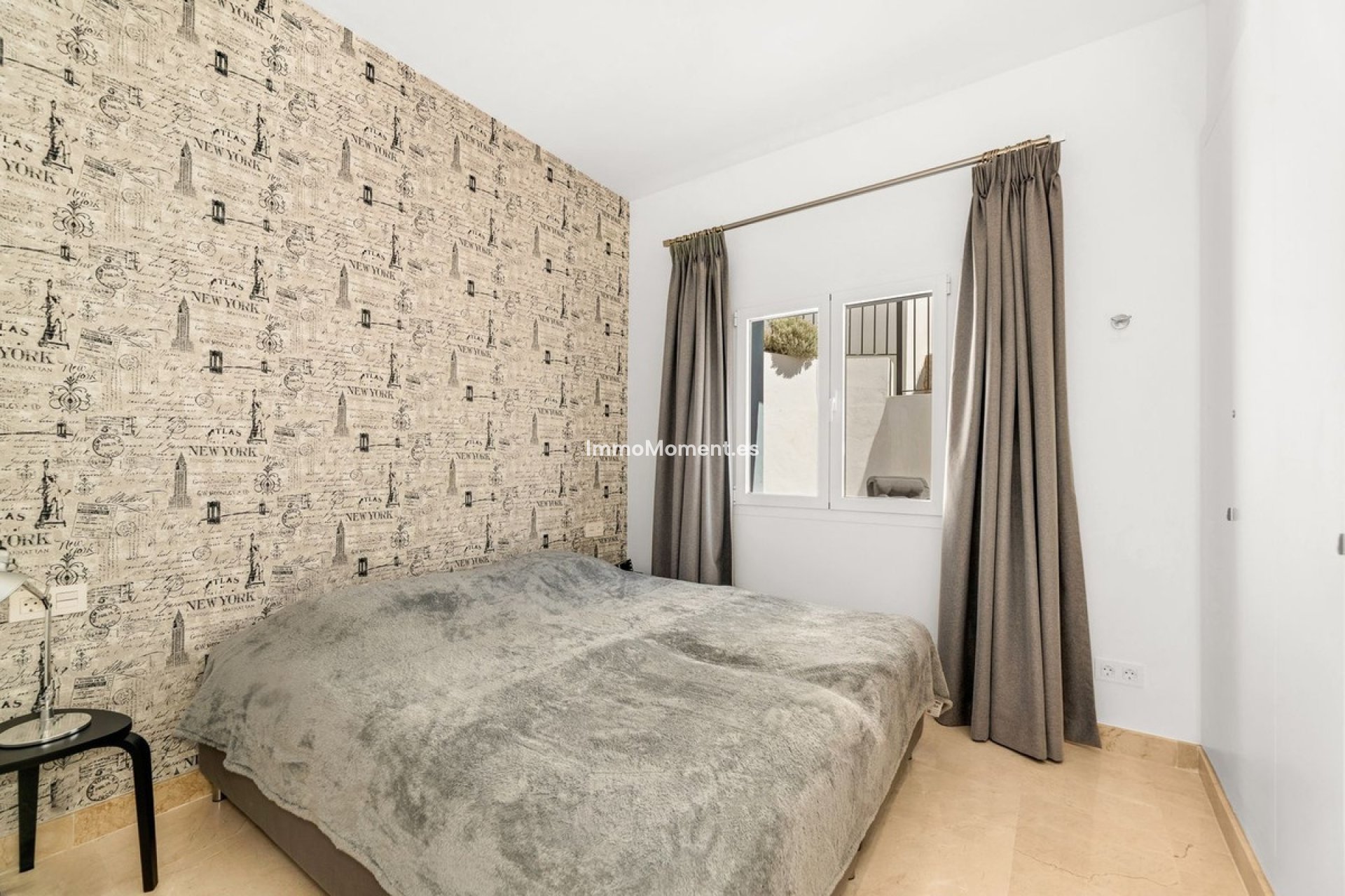Reventa - Apartamento - El Paraiso - New Golden Mile