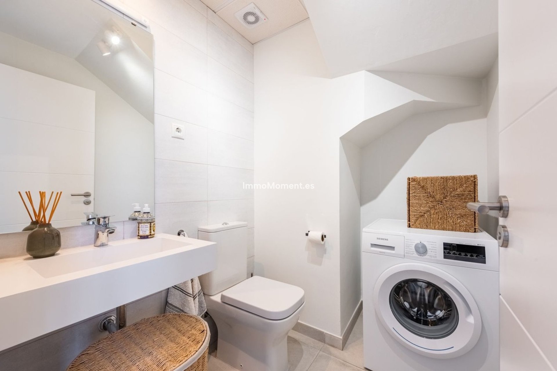 Reventa - Apartamento - El Paraiso - New Golden Mile