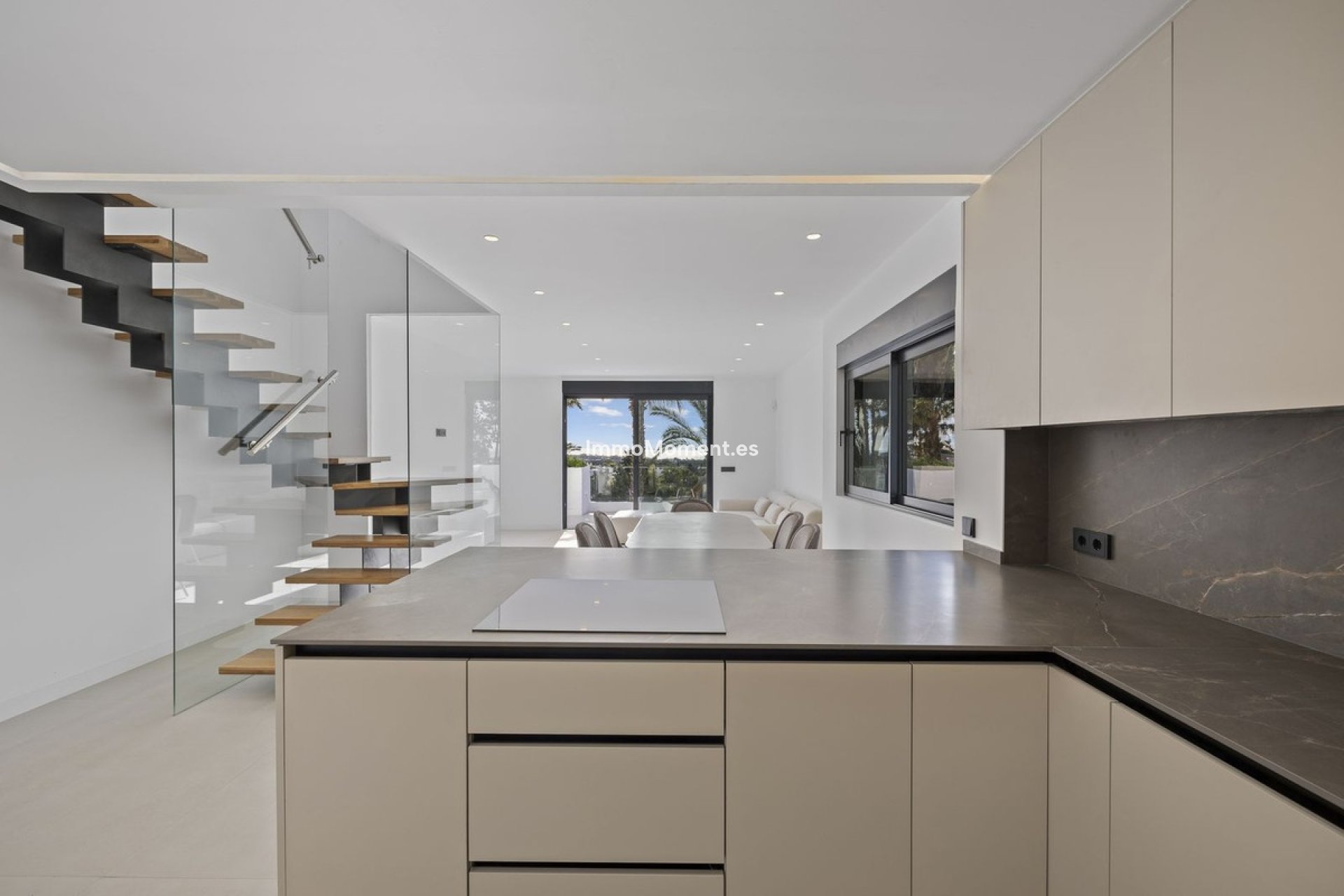 Reventa - Apartamento - El Paraiso - New Golden Mile