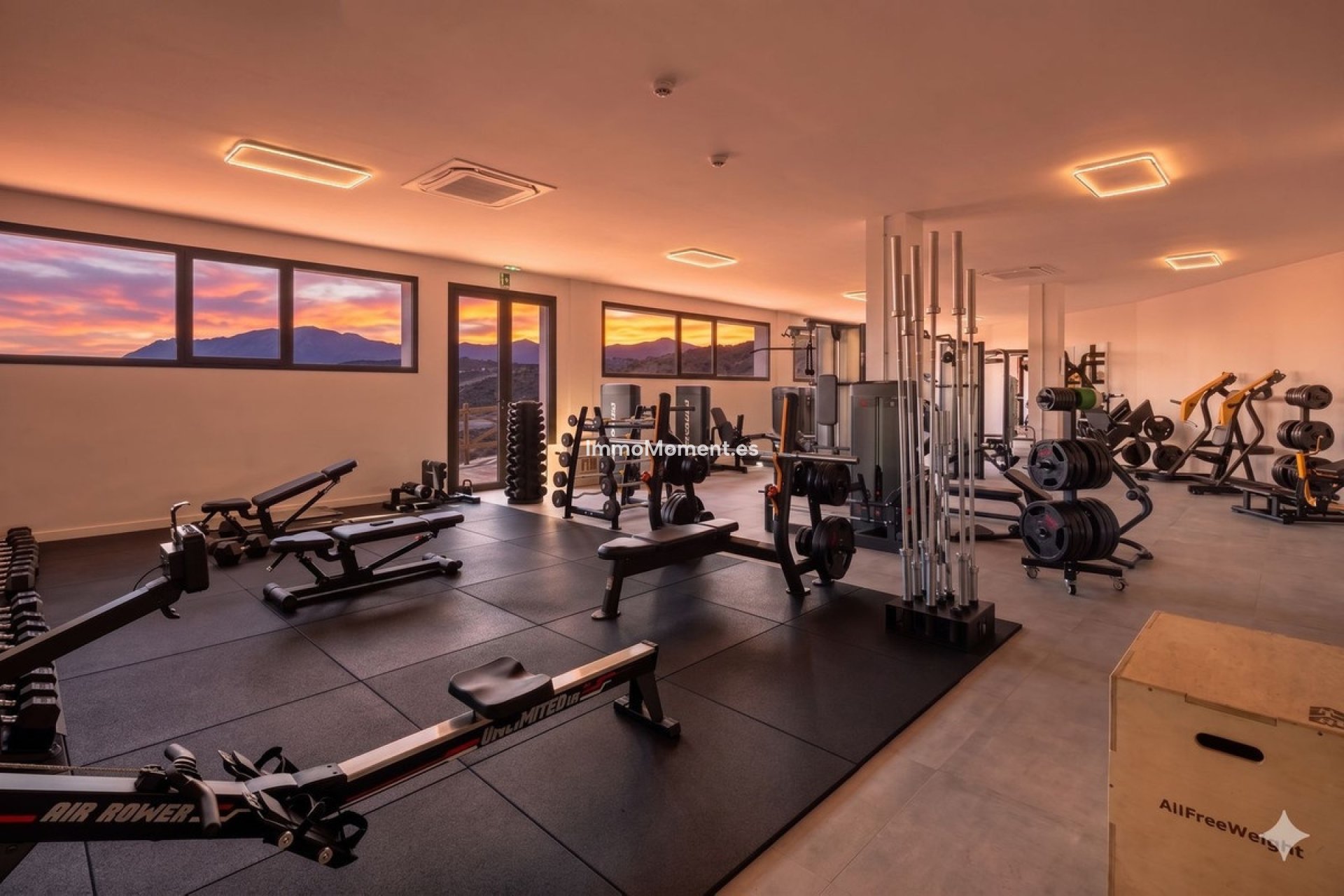 Reventa - Apartamento - El Paraiso - New Golden Mile