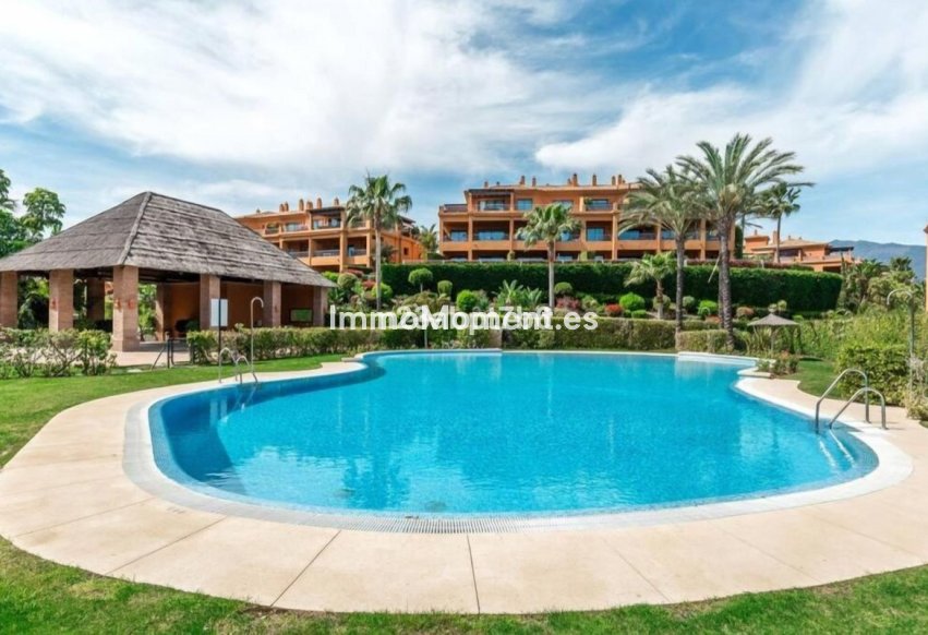 Reventa - Apartamento - Estepona  - Atalaya