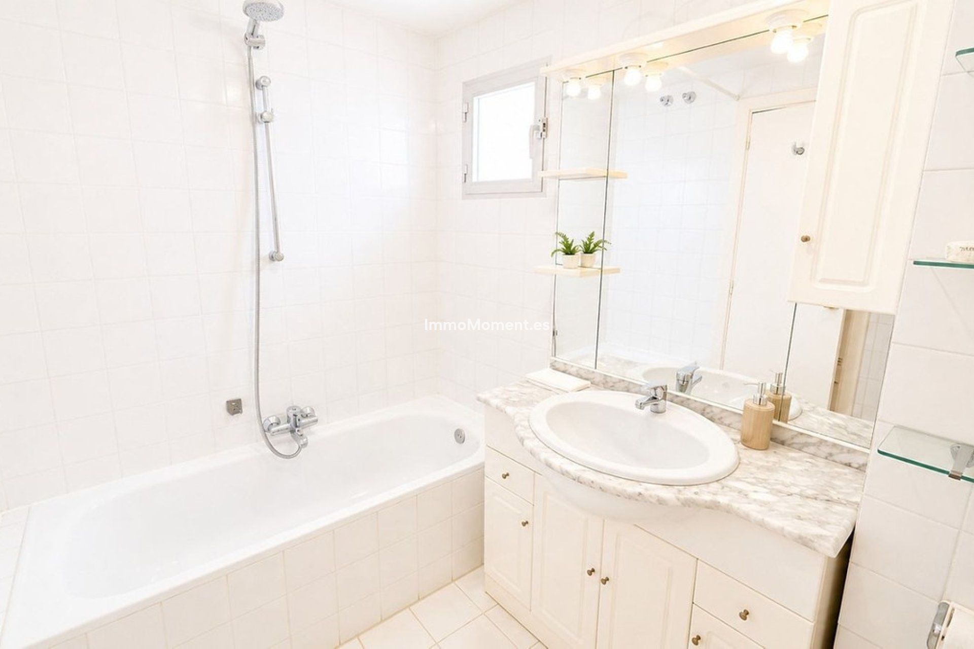 Reventa - Apartamento - Estepona  - Atalaya