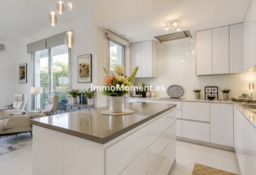 Reventa - Apartamento - Estepona  - Bel Air
