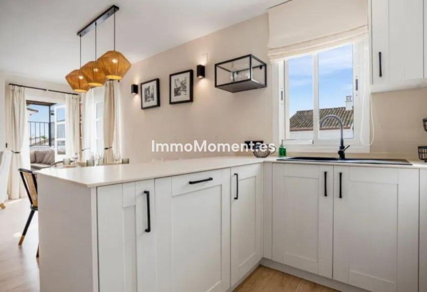 Reventa - Apartamento - Estepona  - Benamara