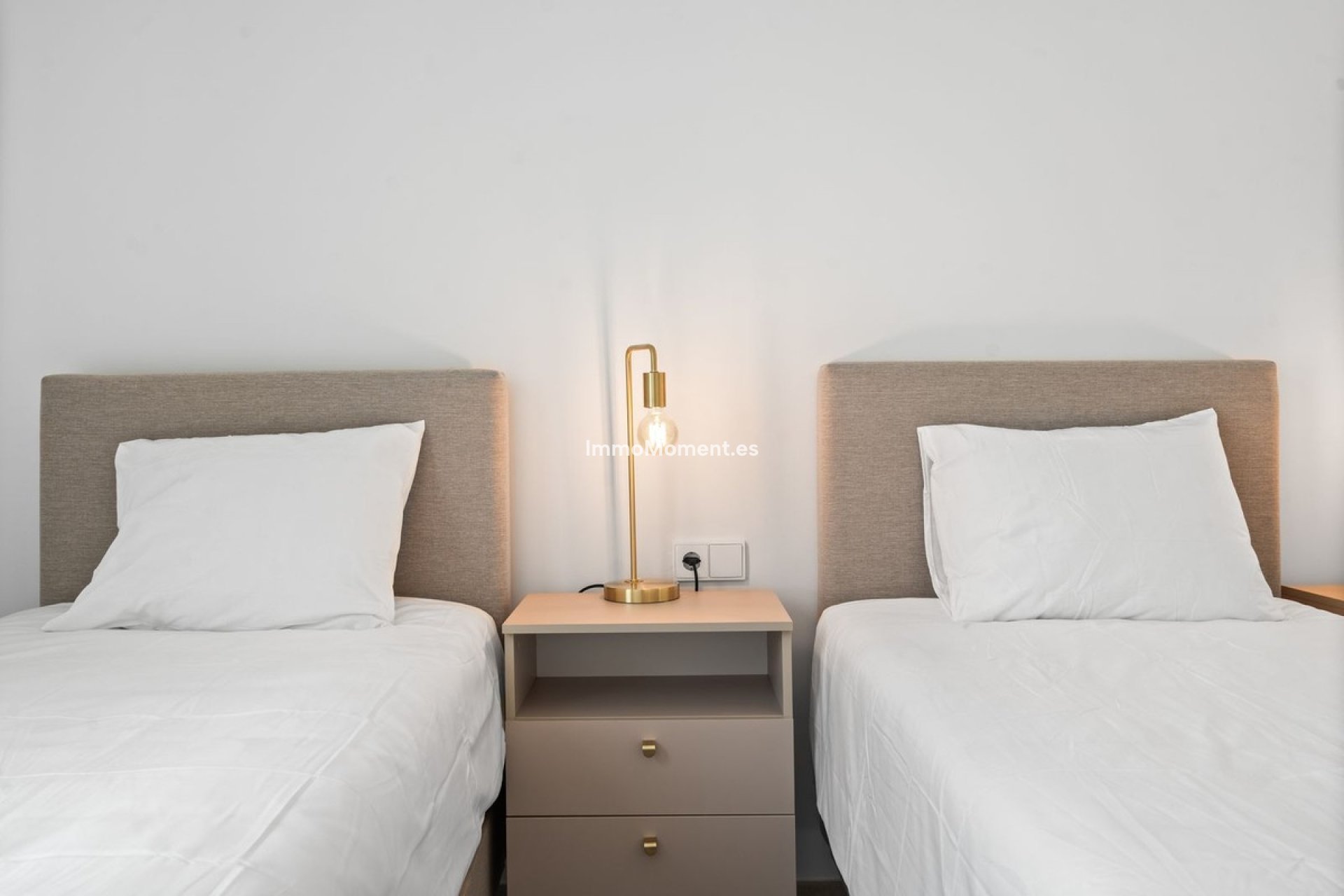 Reventa - Apartamento - Estepona  - Cancelada