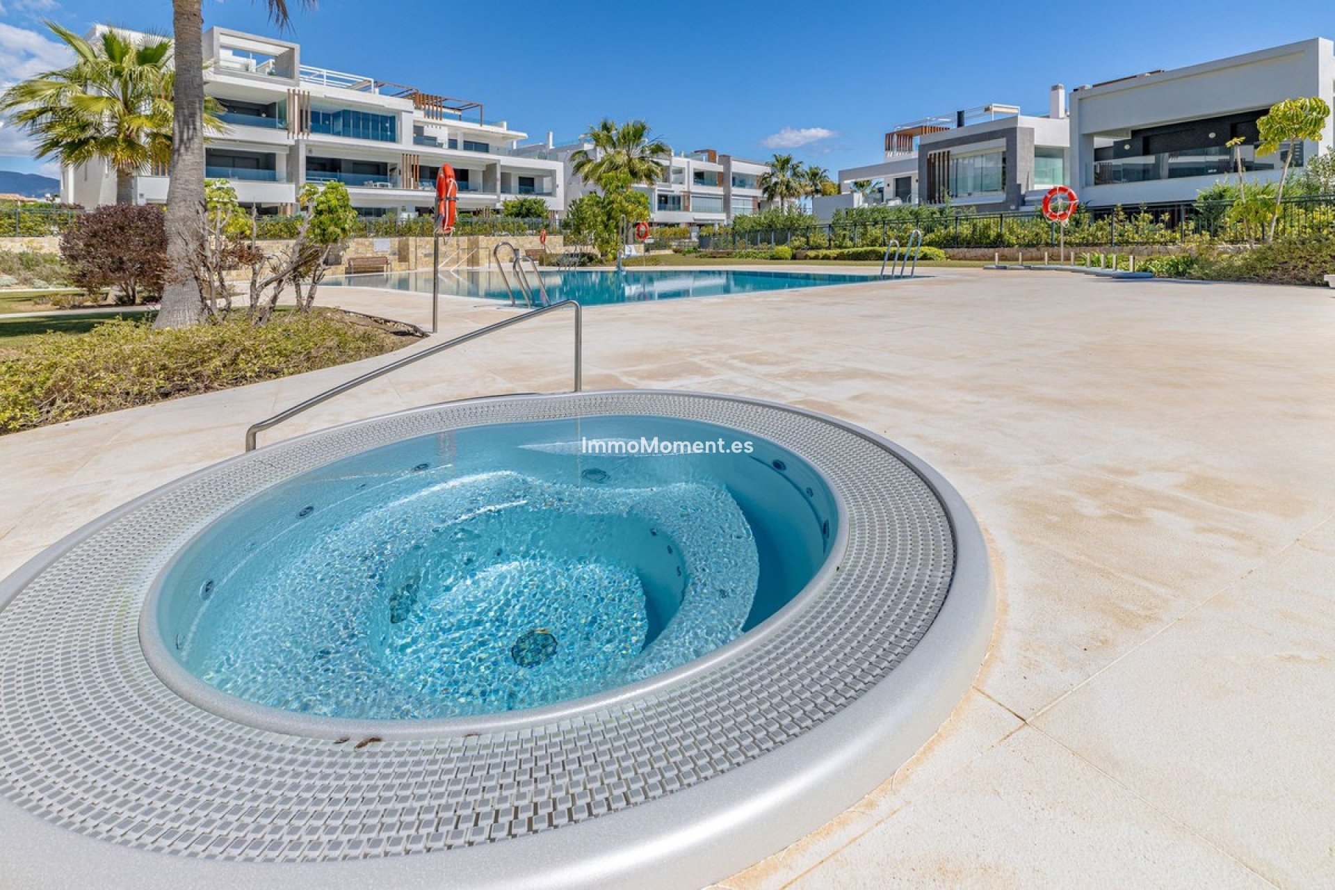 Reventa - Apartamento - Estepona  - Cancelada