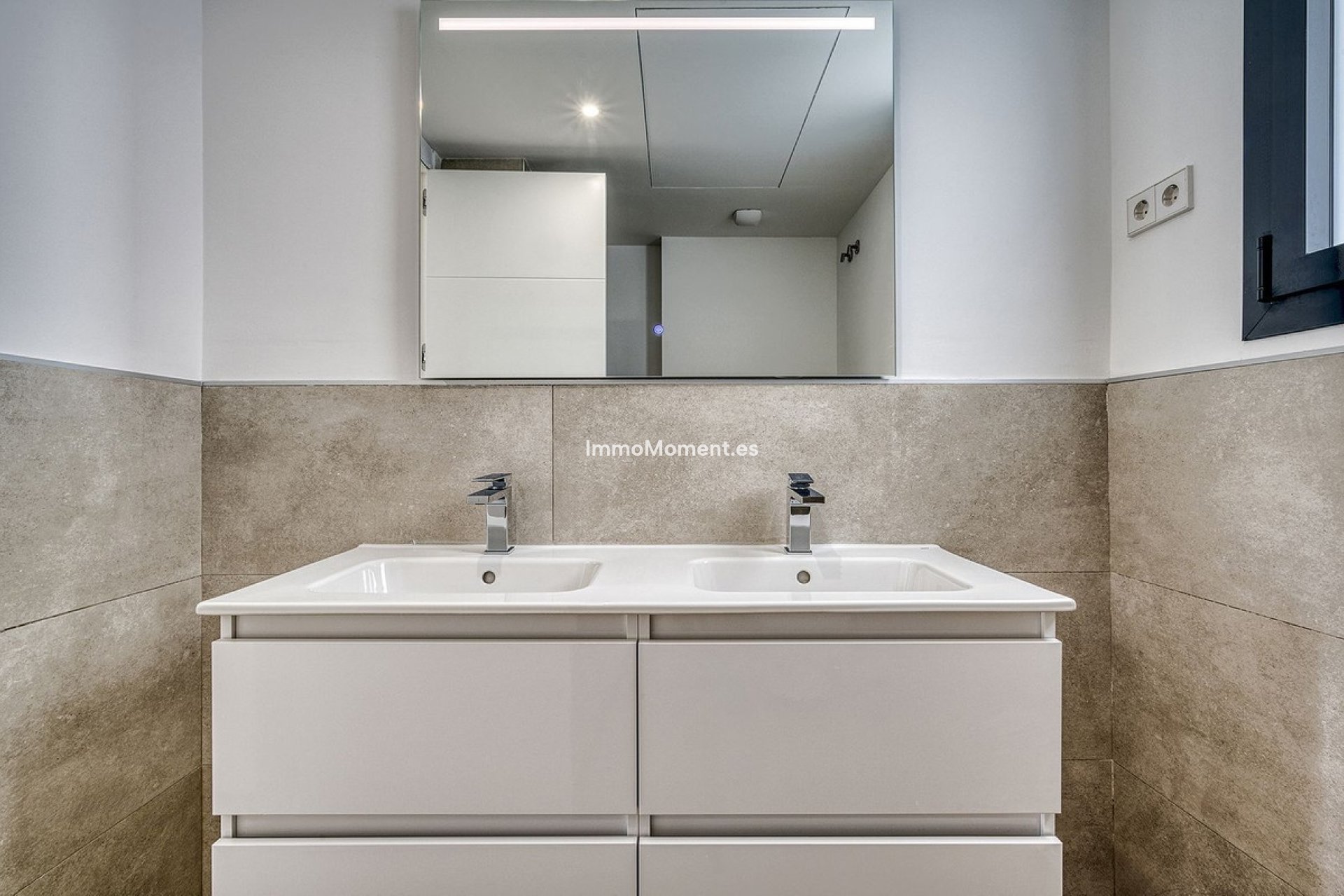 Reventa - Apartamento - Estepona  - Cancelada