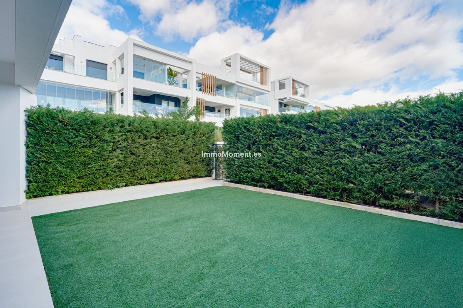 Reventa - Apartamento - Estepona  - Cancelada
