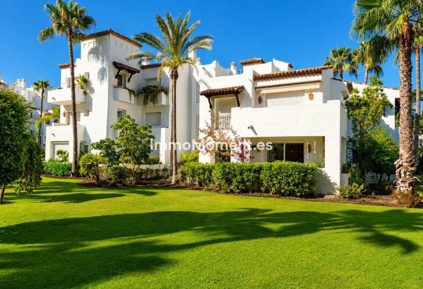 Reventa - Apartamento - Estepona  - Costalita