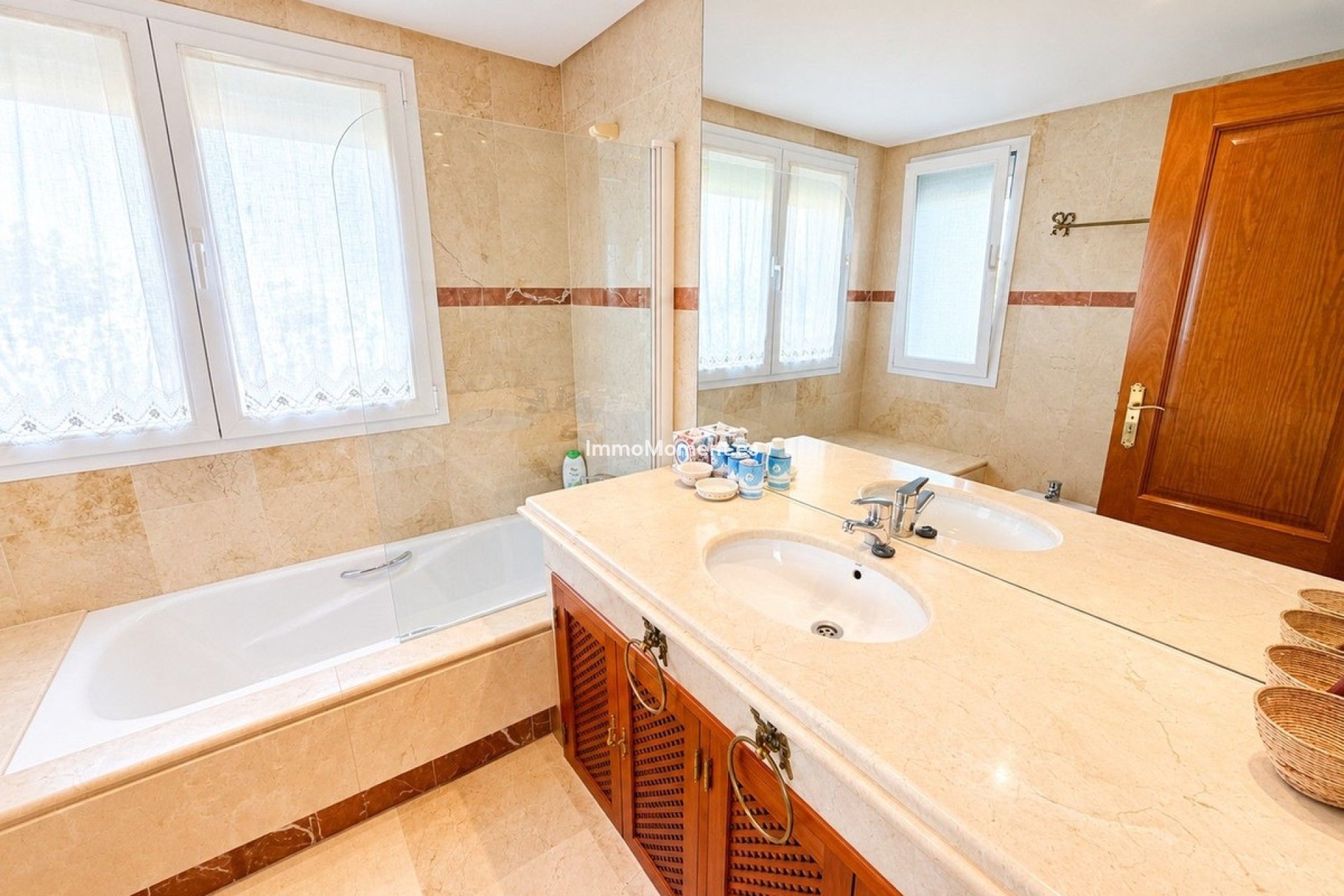 Reventa - Apartamento - Estepona  - Costalita