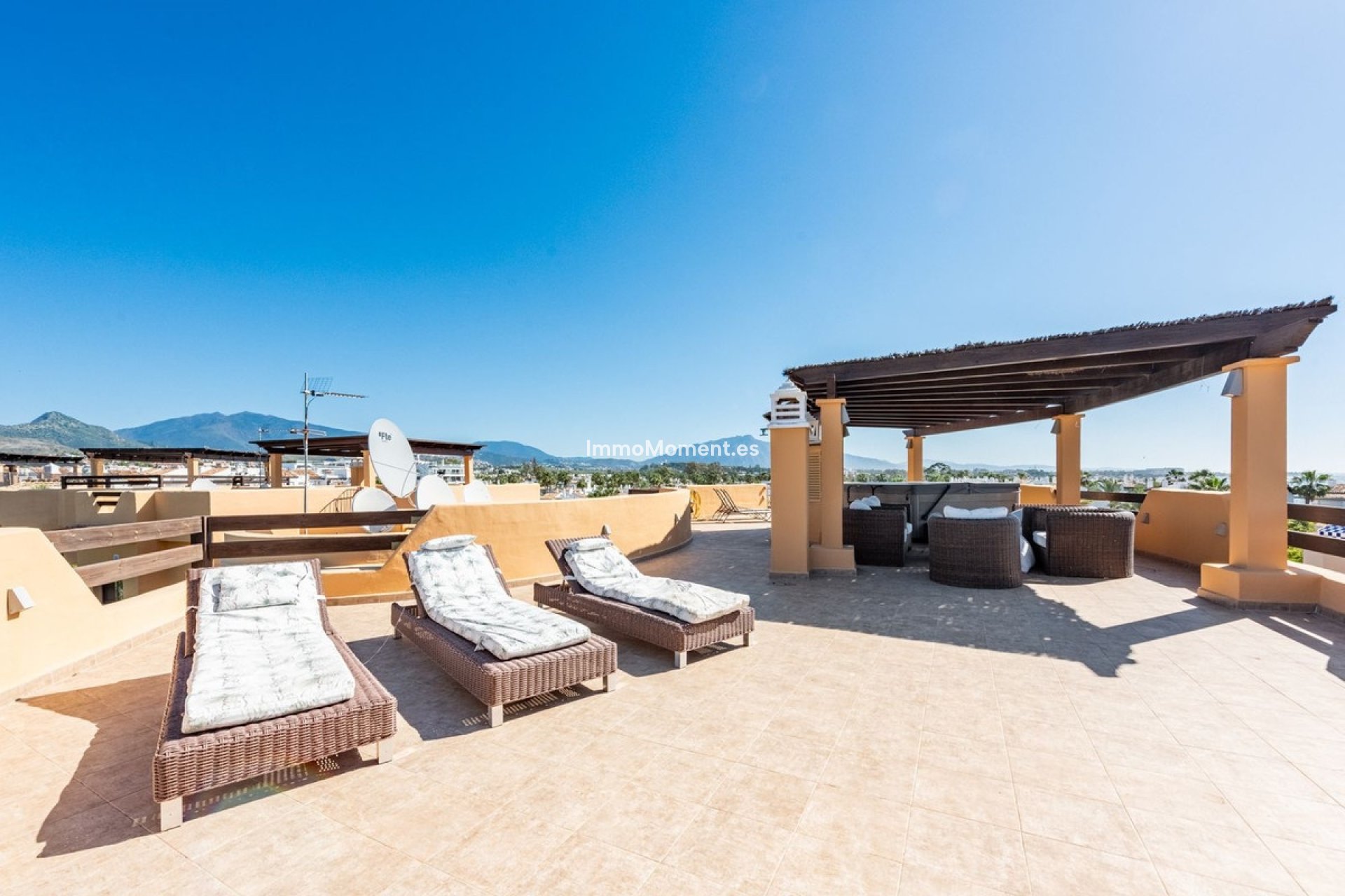 Reventa - Apartamento - Estepona  - Costalita