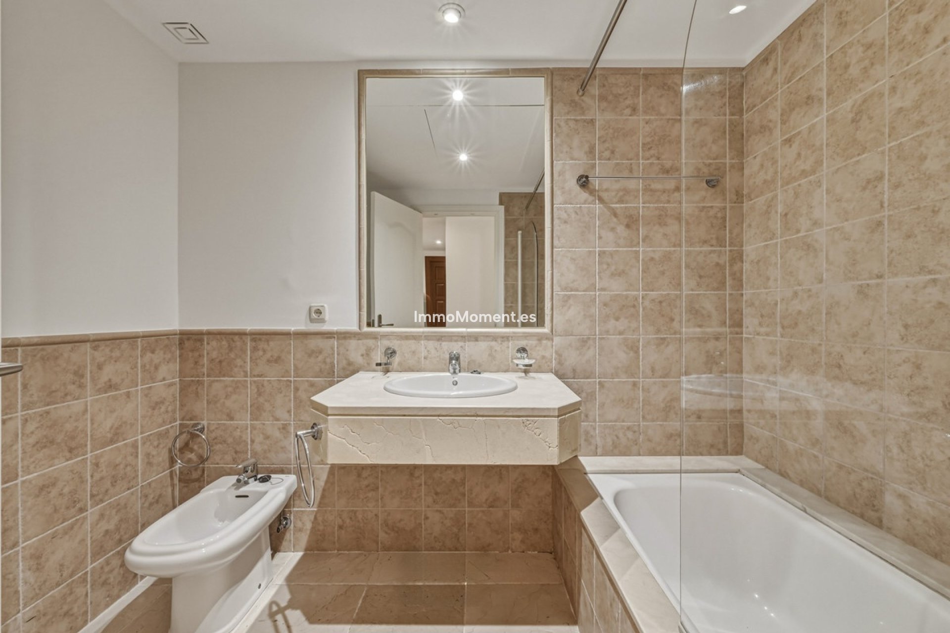 Reventa - Apartamento - Estepona  - Estepona Centro