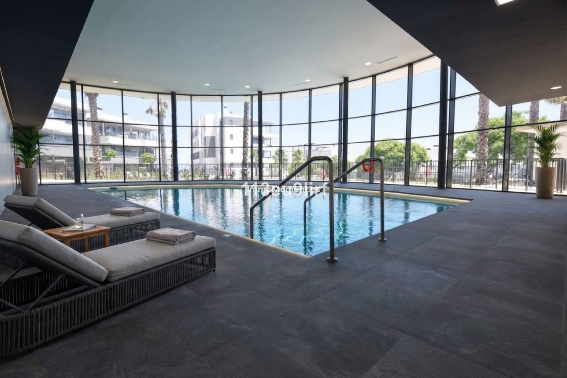 Reventa - Apartamento - Estepona  - Estepona Centro