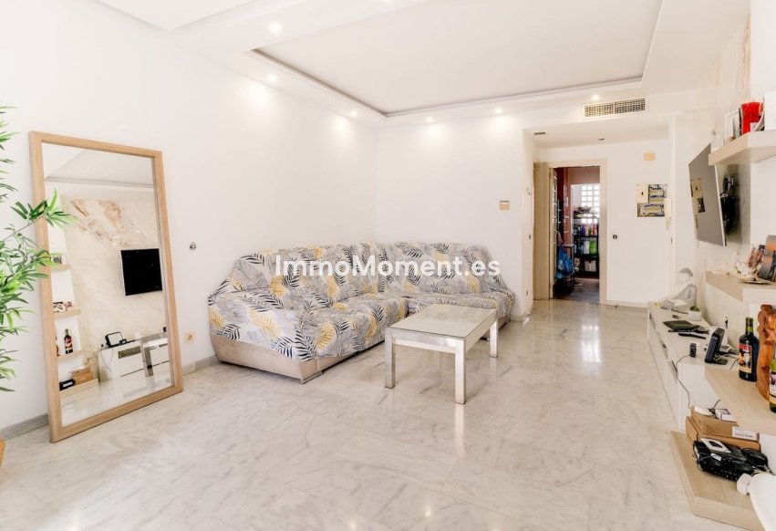 Reventa - Apartamento - Estepona  - Estepona Centro